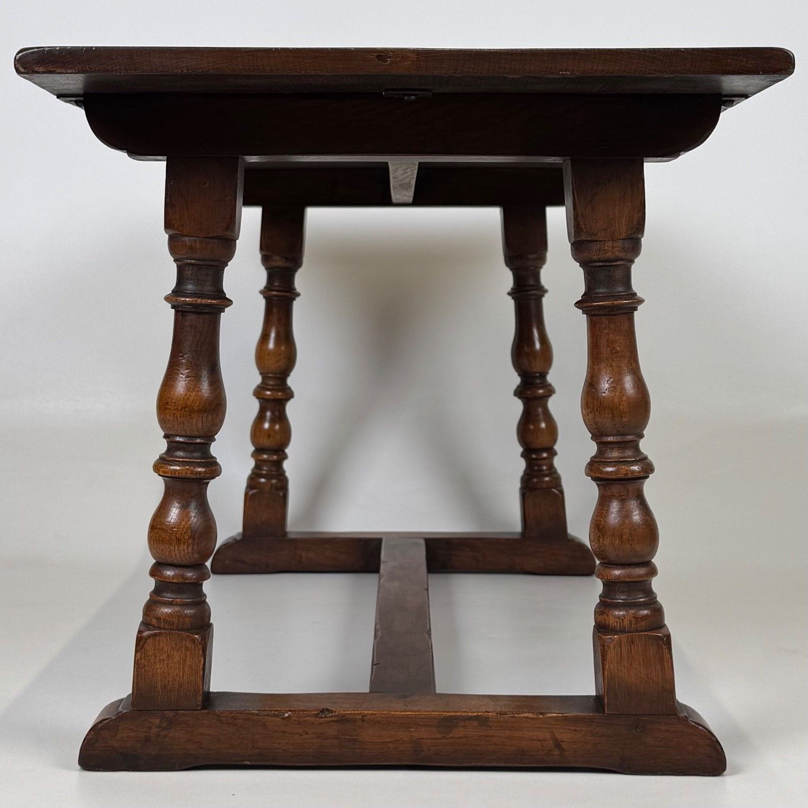 Antique 20th Century Good Quality Oak Coffee Table photo for sale