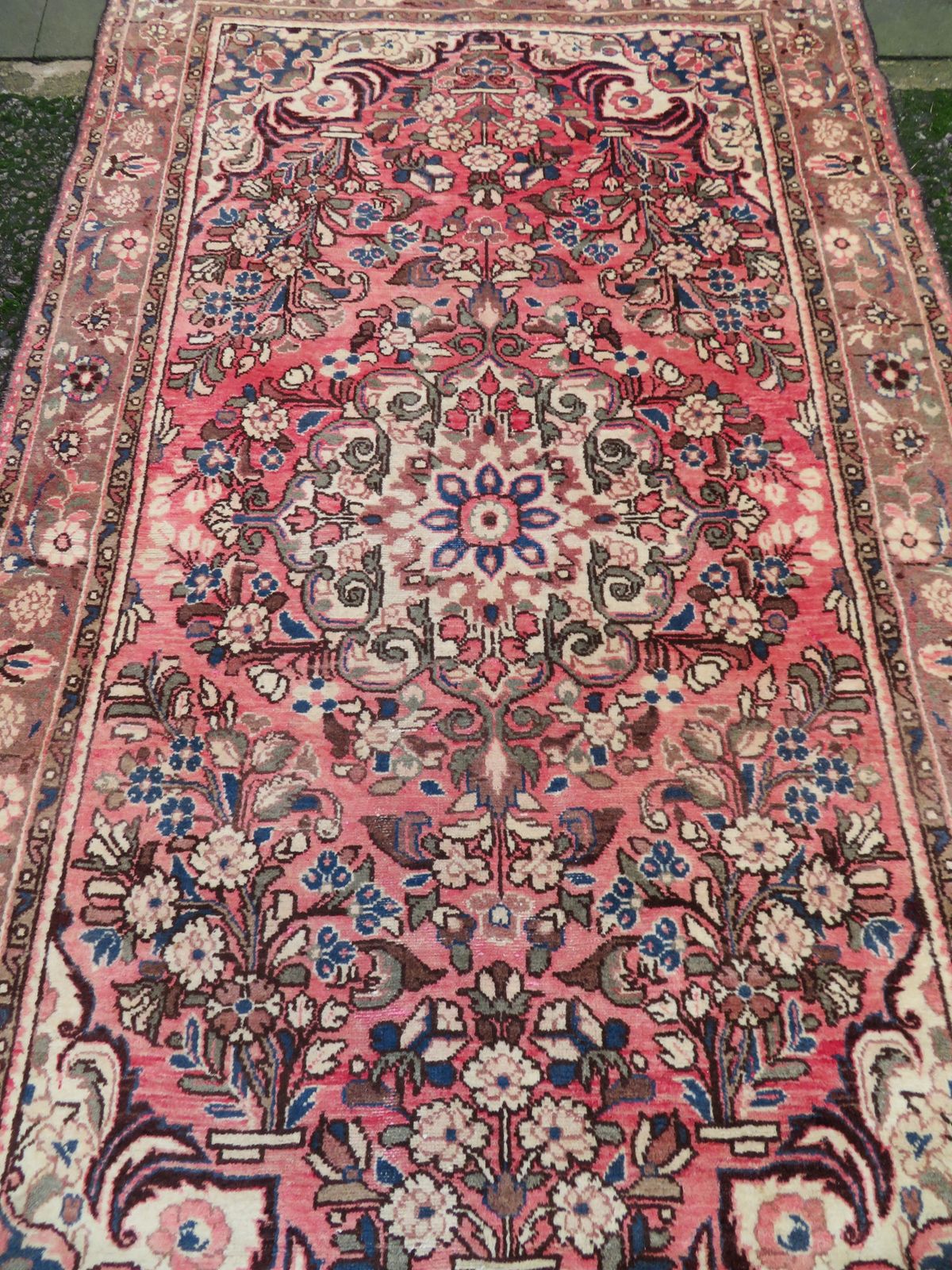 Large Hamadan Rug. 260cm X 153cm. Pretty Pink Ground photo for sale