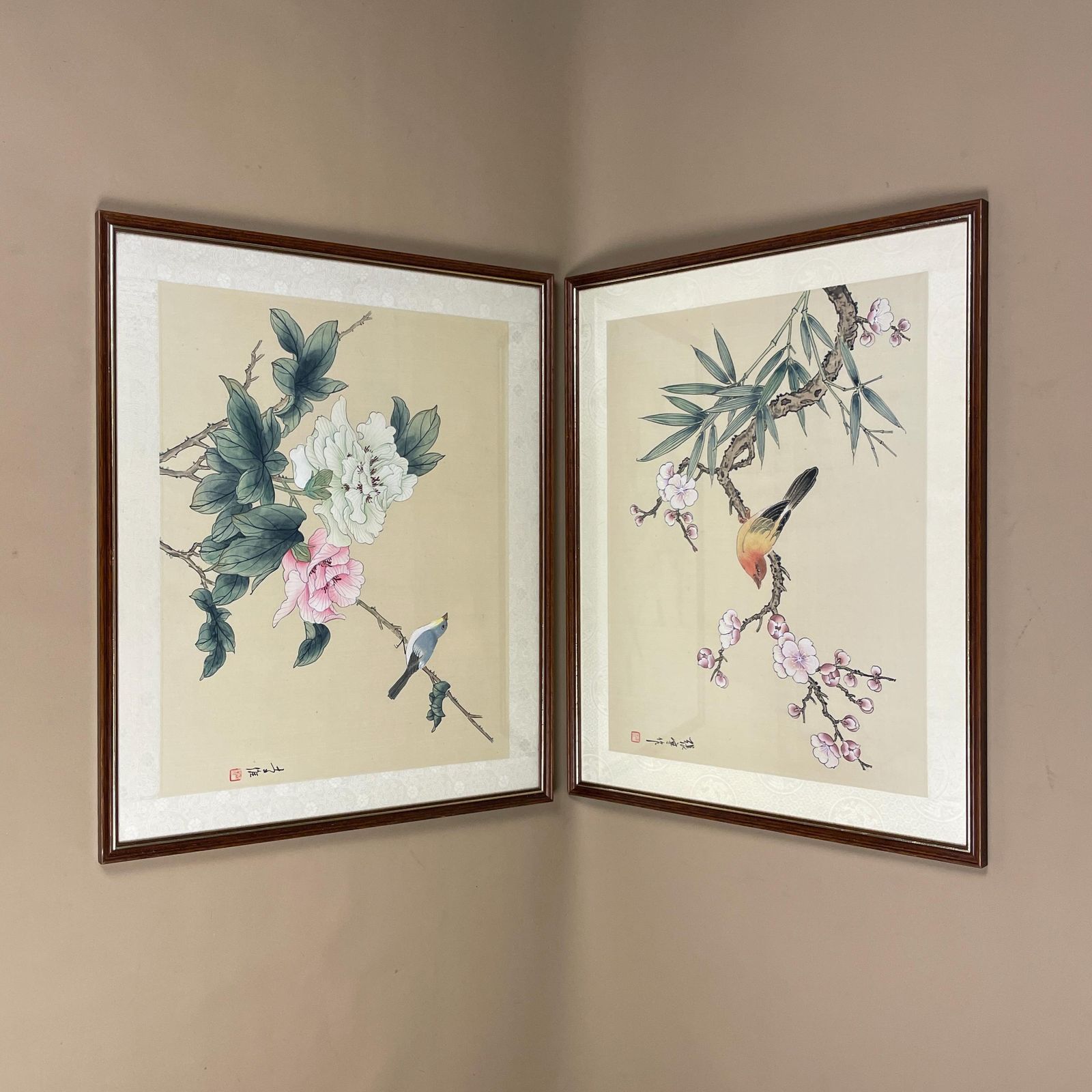 Art Pair Oriental Hand Painted Silk Pictures Floral Birds Asian Japanese Art Wall Decor Traditional Wall Artwork photo