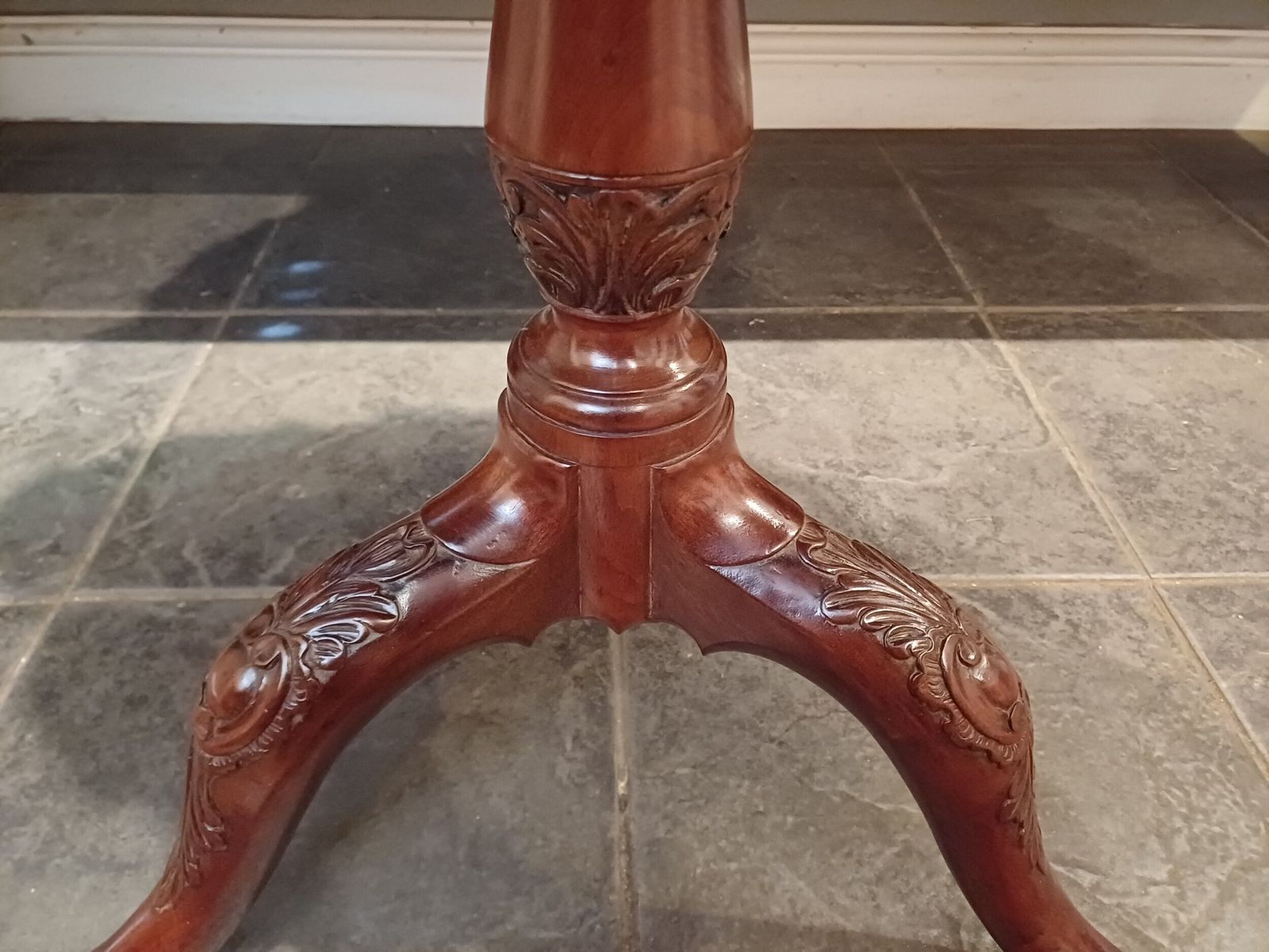Beautiful 18th Century Mahogany Piecrust Birdcage Tripod Centre Table photo vintage