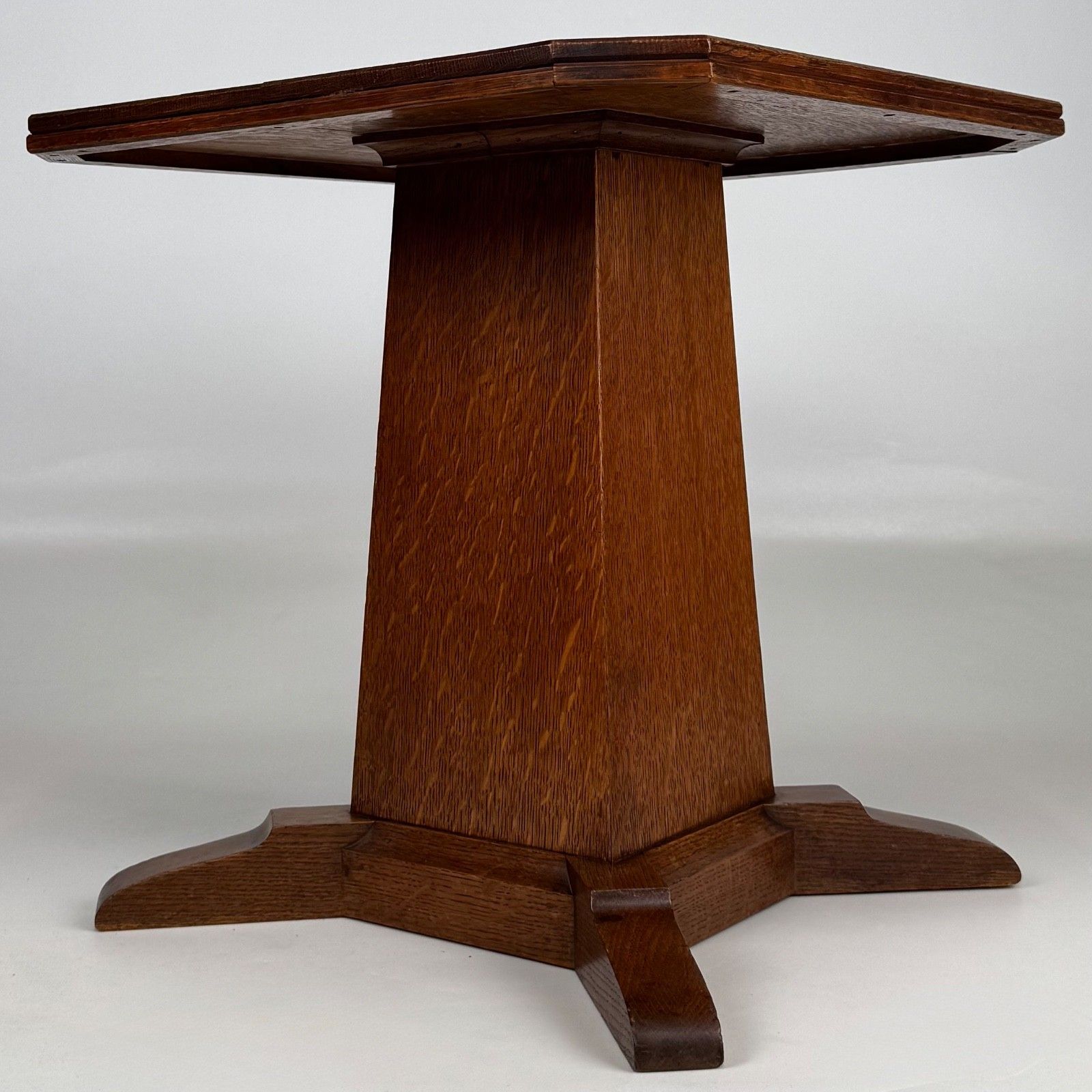 Antique 20th Century Good Quality Side Table In Oak photo Furniture