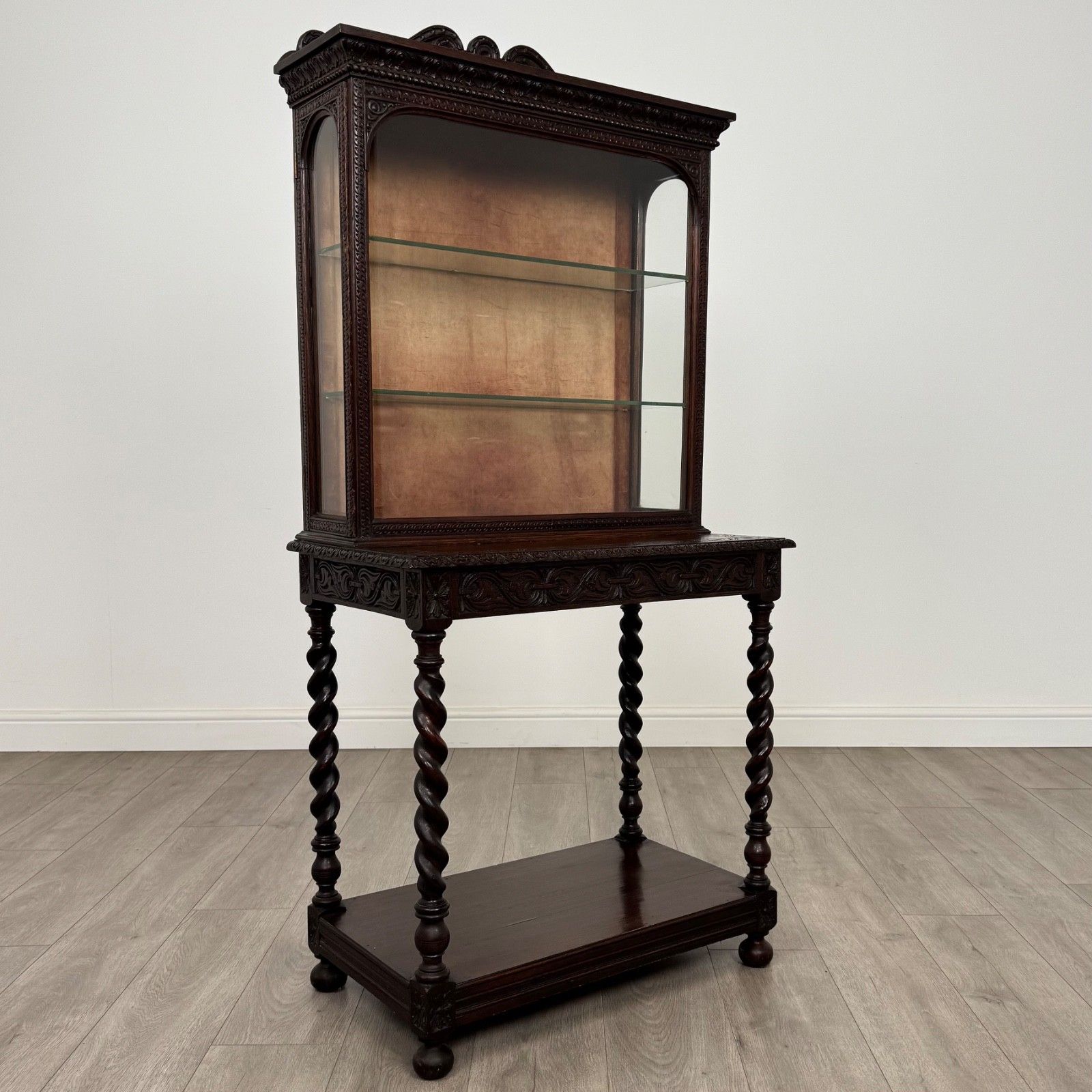 photo furniture Antique 19th Century Fine Quality Small Carved Oak Cabinet