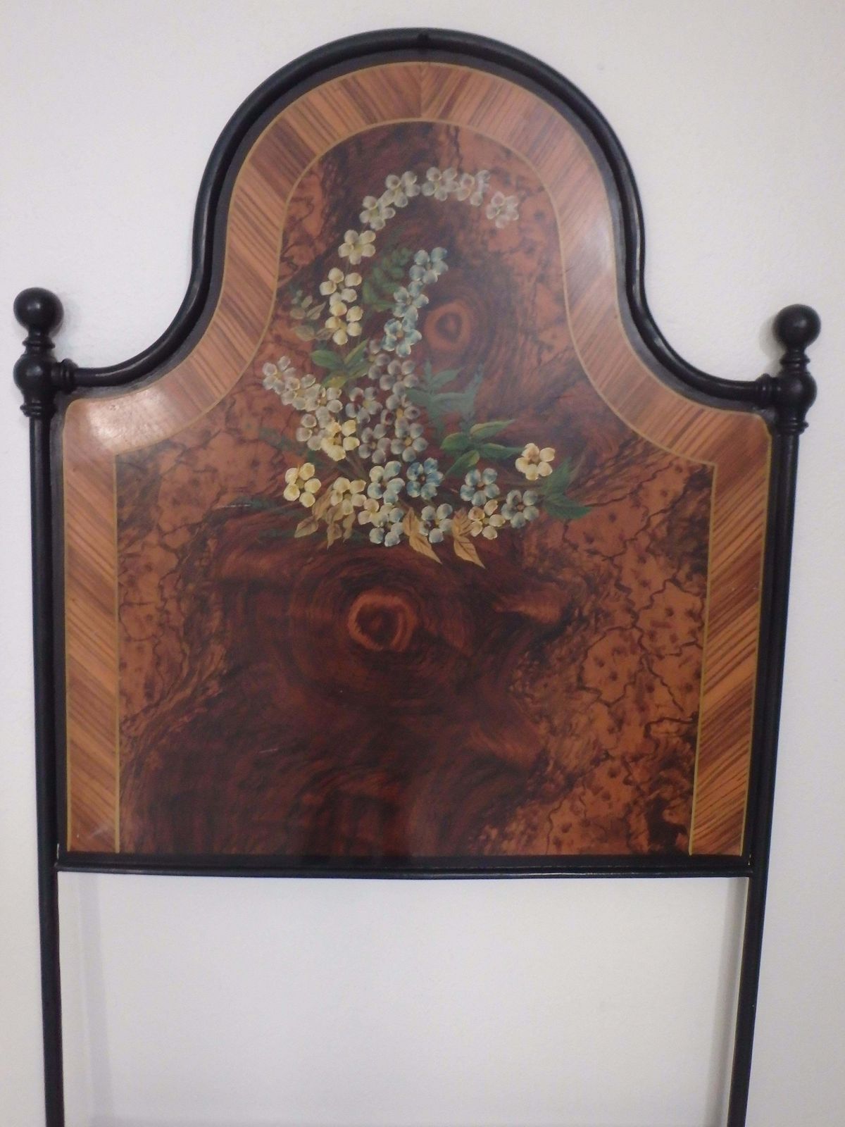 2 Art Nouveau Metal Hand Painted Extravagant Single Beds With Flowers Chalet Sty photo furniture