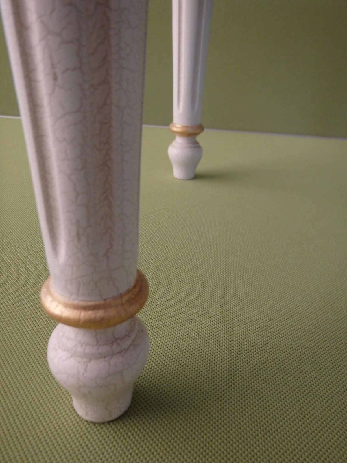 Furniture Pair Oval Off White "Craquelee" Night Stands With Golden Elements Emipre Stile photo