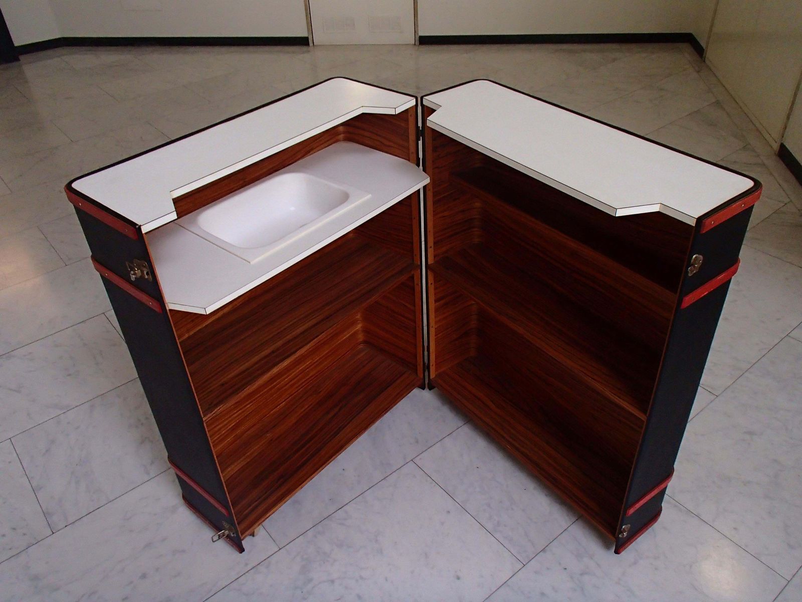 Modern Trunk Bar Black And Red With Sink Inside On Wheels photo Furniture