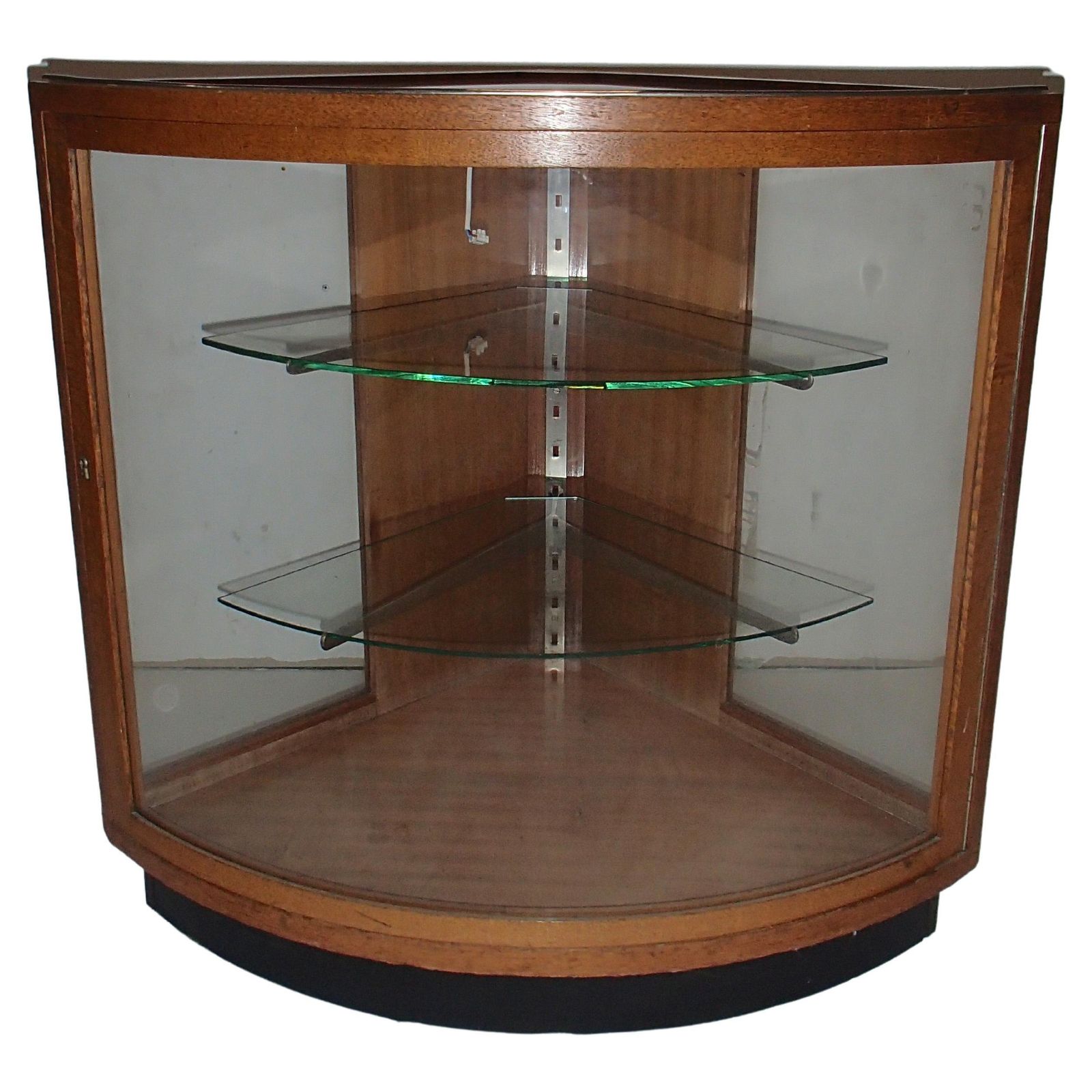 Bauhaus Corner Vitrine Oak With 2 Glass Shelves And Light