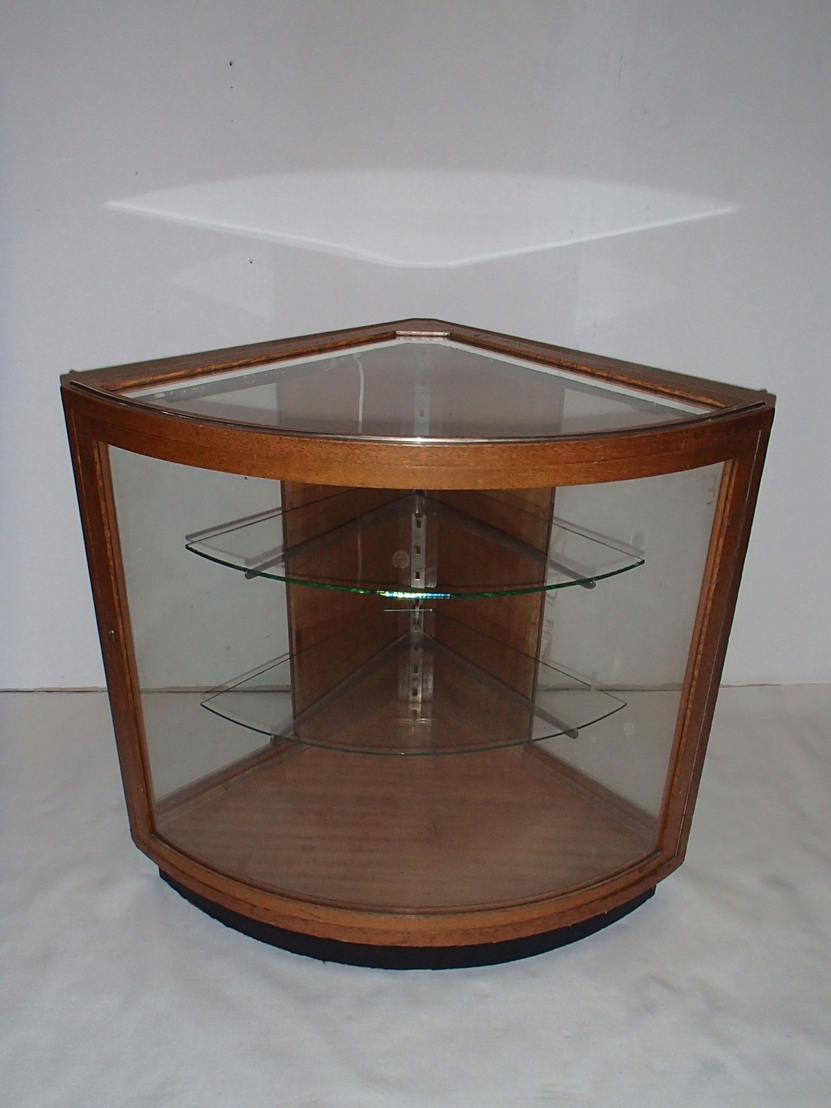 Bauhaus Corner Vitrine Oak With 2 Glass Shelves And Light photo furniture