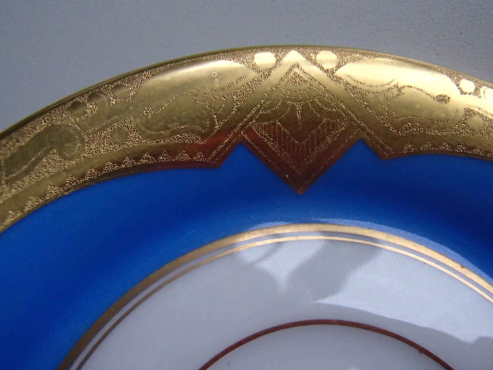 Elegant Porcelain Coffee Cup By Hutschenreuther Selb Bavaria Gold Plated photo 118.0