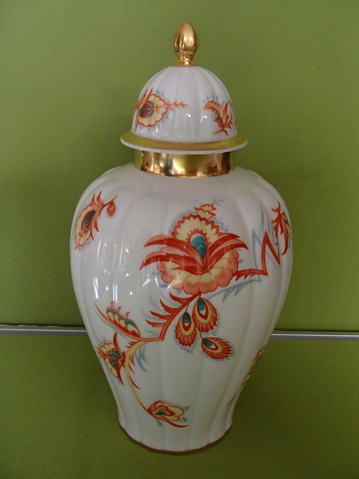 Art Deco Porcelain Vase With Lid By Thomas Bavaria With Cubistic Flowers photo Home Decor