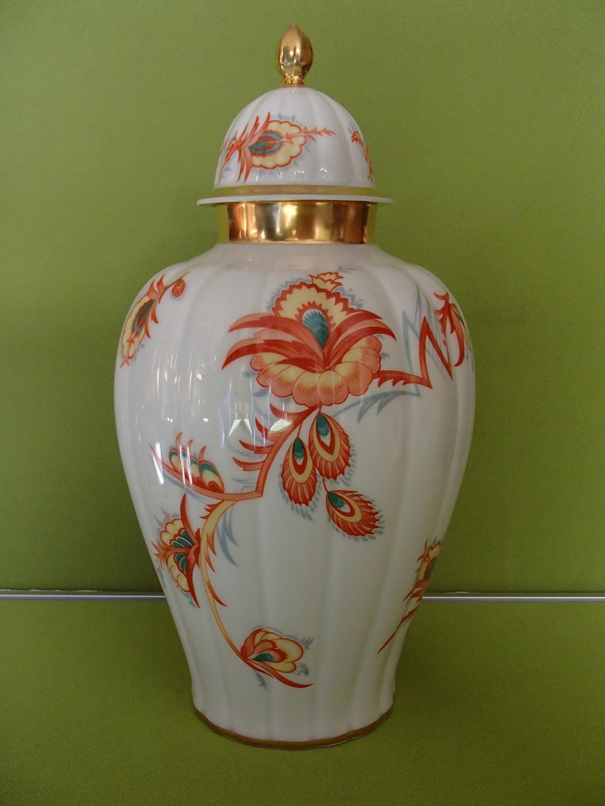 Art Deco Porcelain Vase With Lid By Thomas Bavaria With Cubistic Flowers photo vinterior
