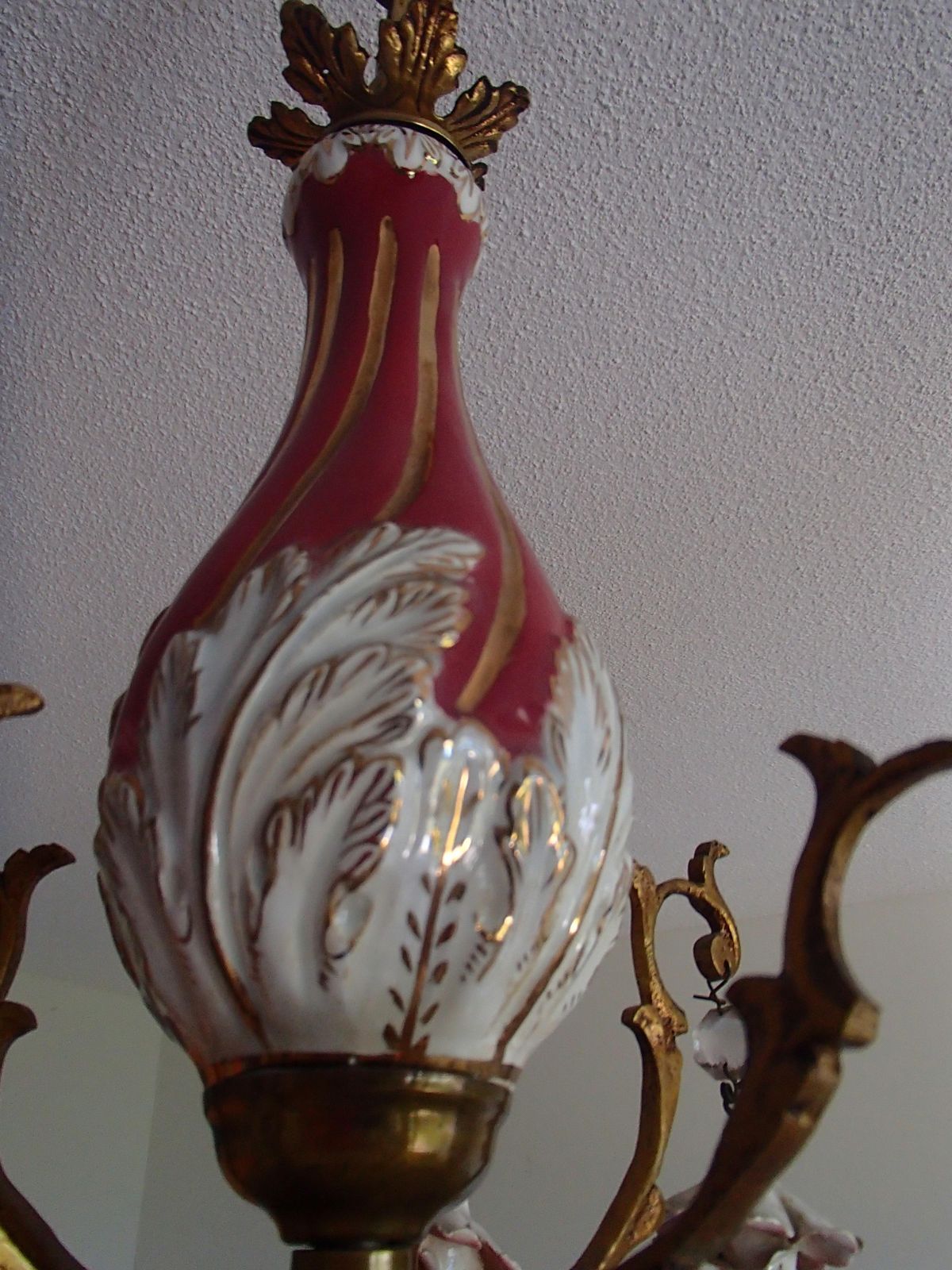 1960th Italian Porcelain Chandelier With Roses photo Lighting