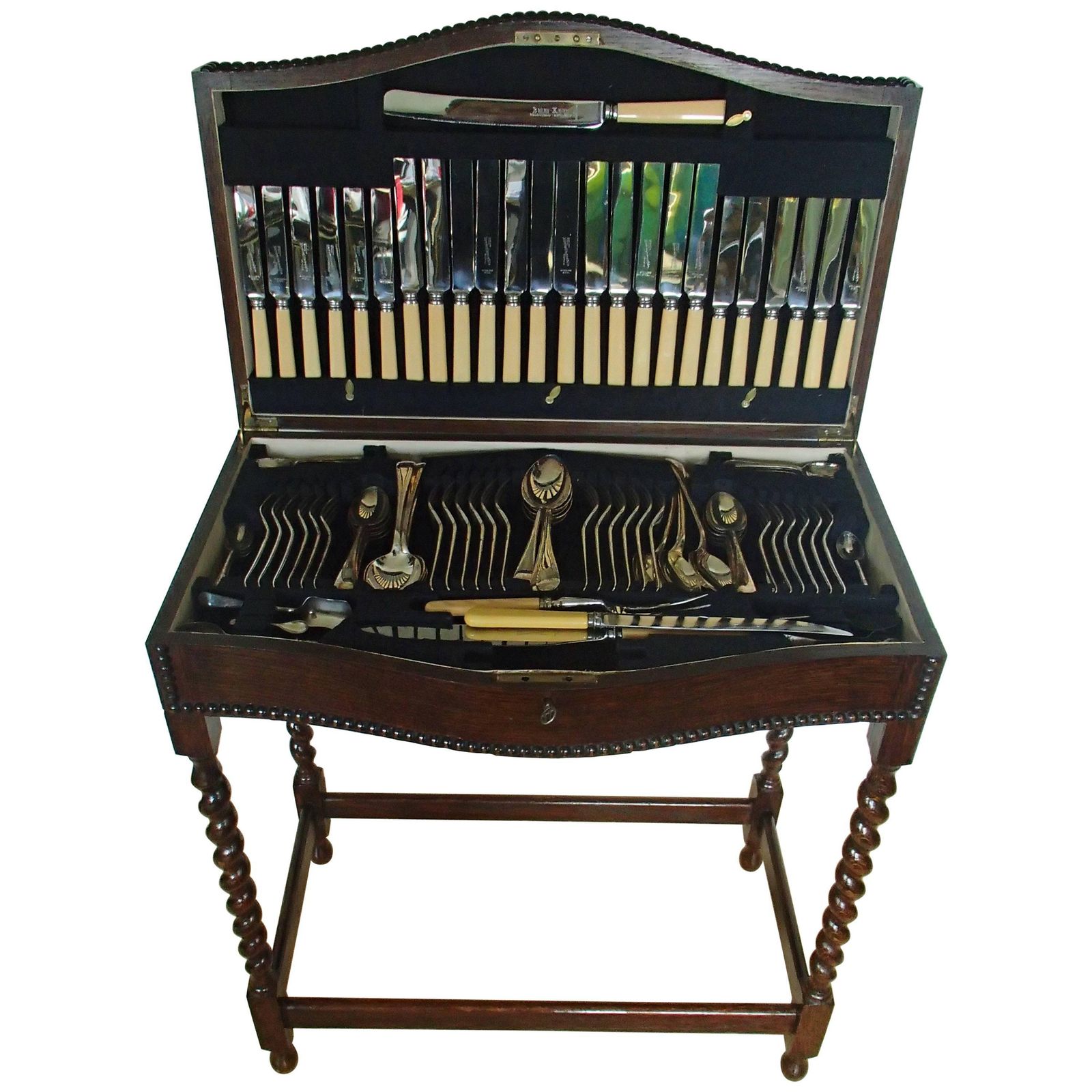 19th Century Oak Table With Cutlery For Twelve Persons Harrison Fisher Sheffield