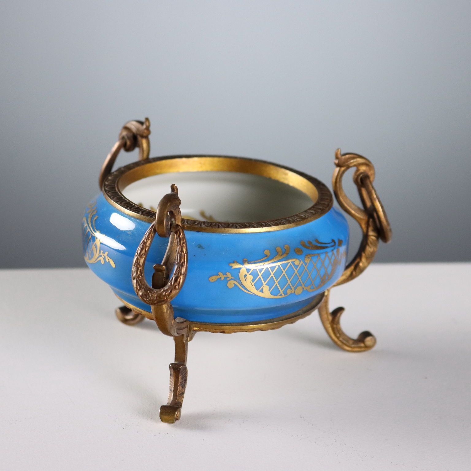 Antique Bowl Porcelain Sèvres Man. France Early XX Century