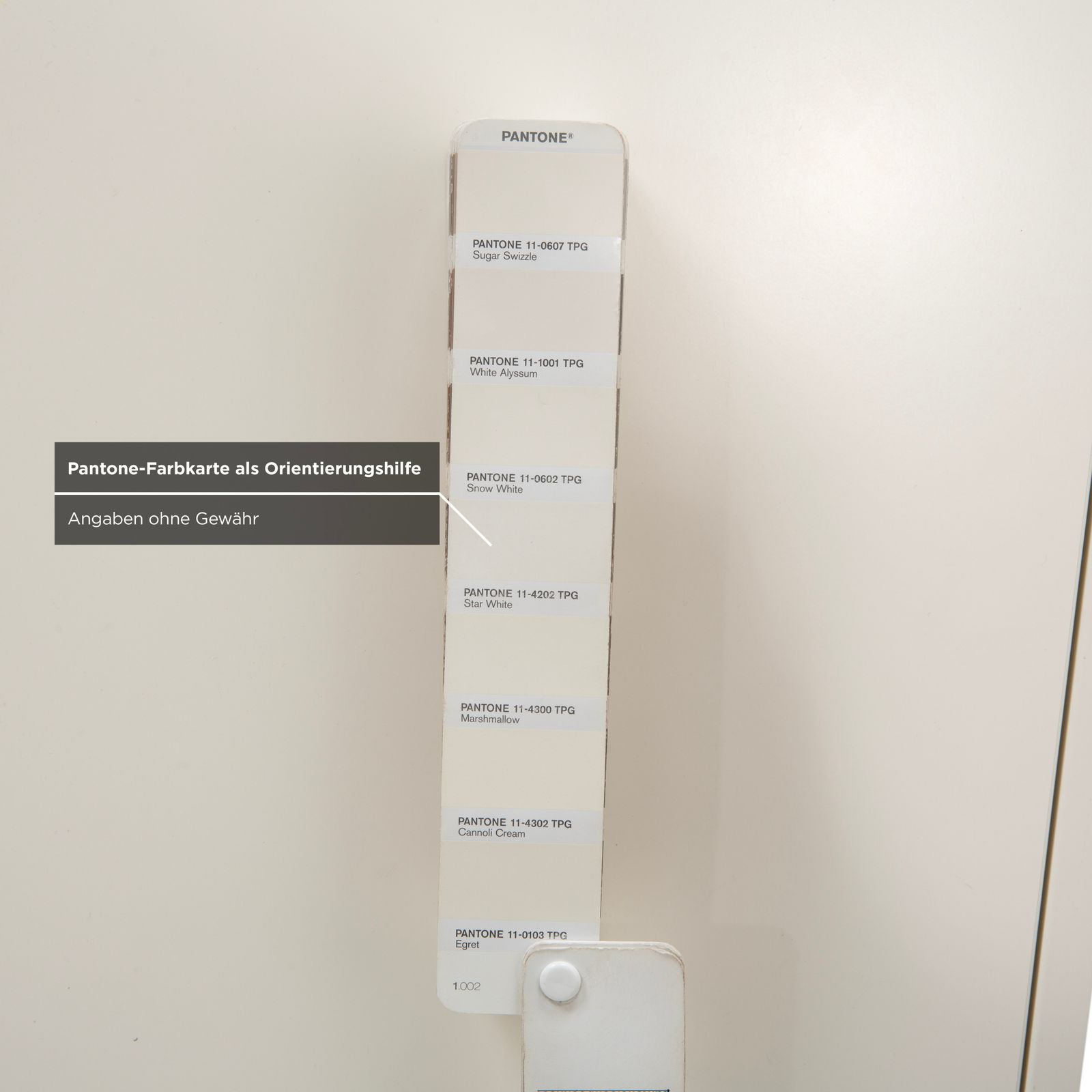 photo furniture Buffet Boconcept Lugano en bois, blanc et crème