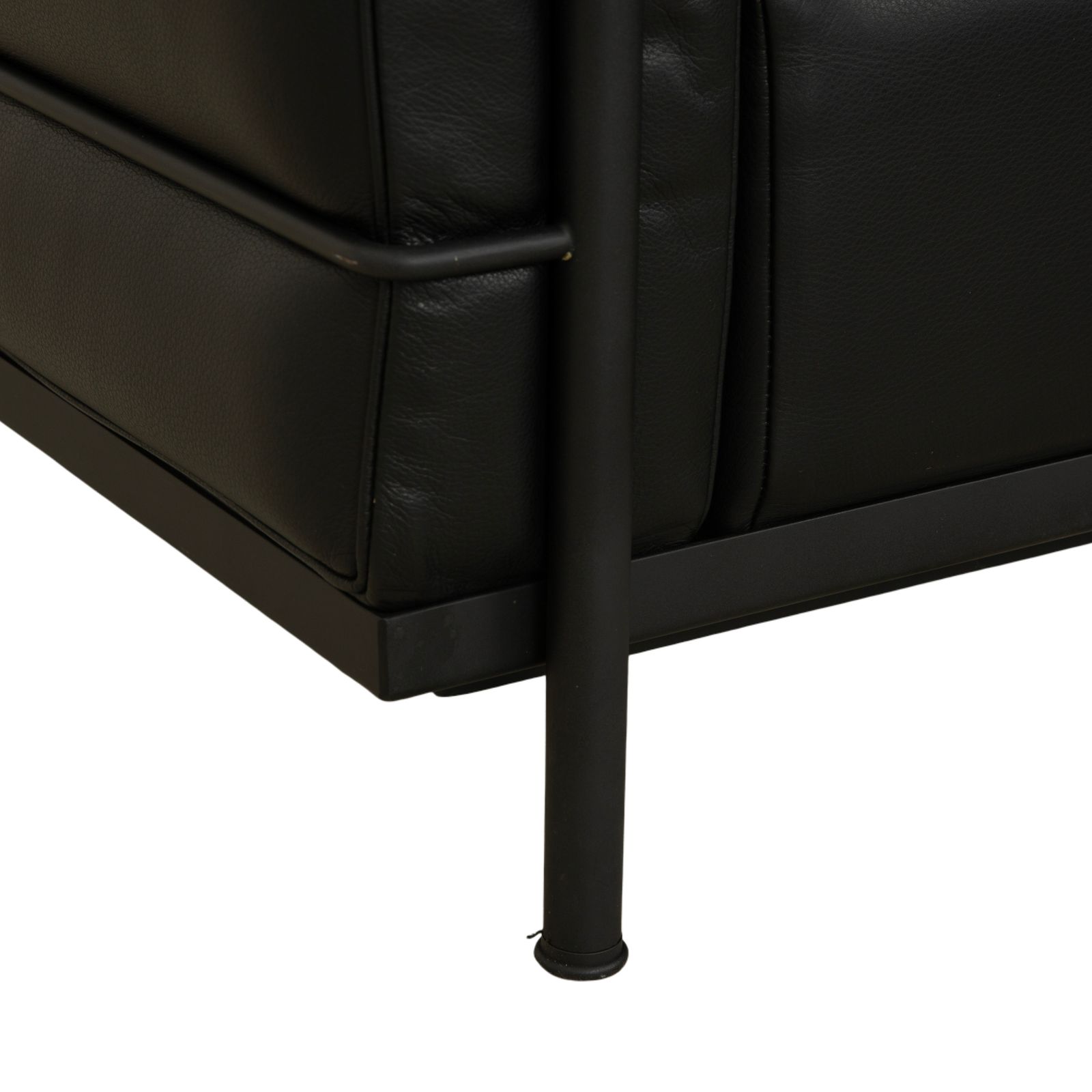 Cassina LC2 Leren Driezitsbank Zwart photo vinterior