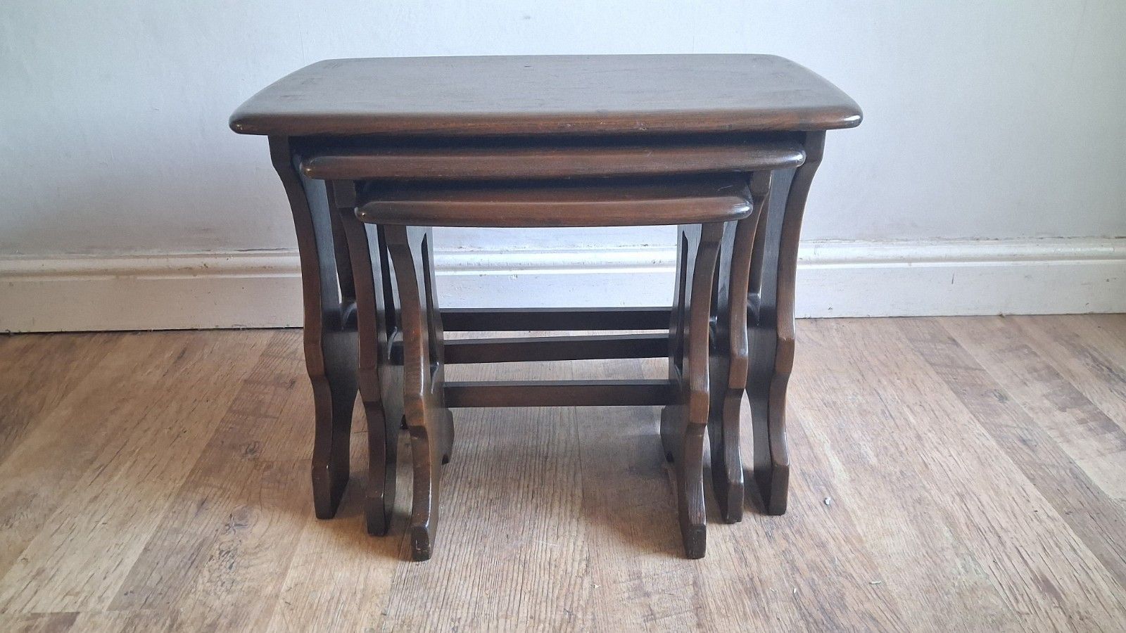 photo vinterior 1960's  Ercol Chantry Mid Century Solid Elm Nest Of Tables