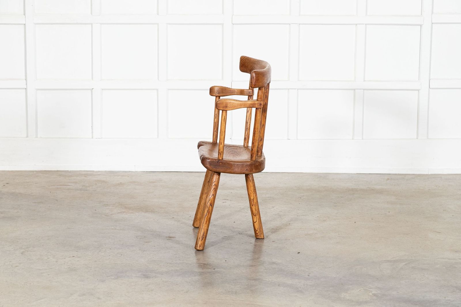 photo vinterior 19thc Welsh Ash & Elm Vernacular Hedge Chair