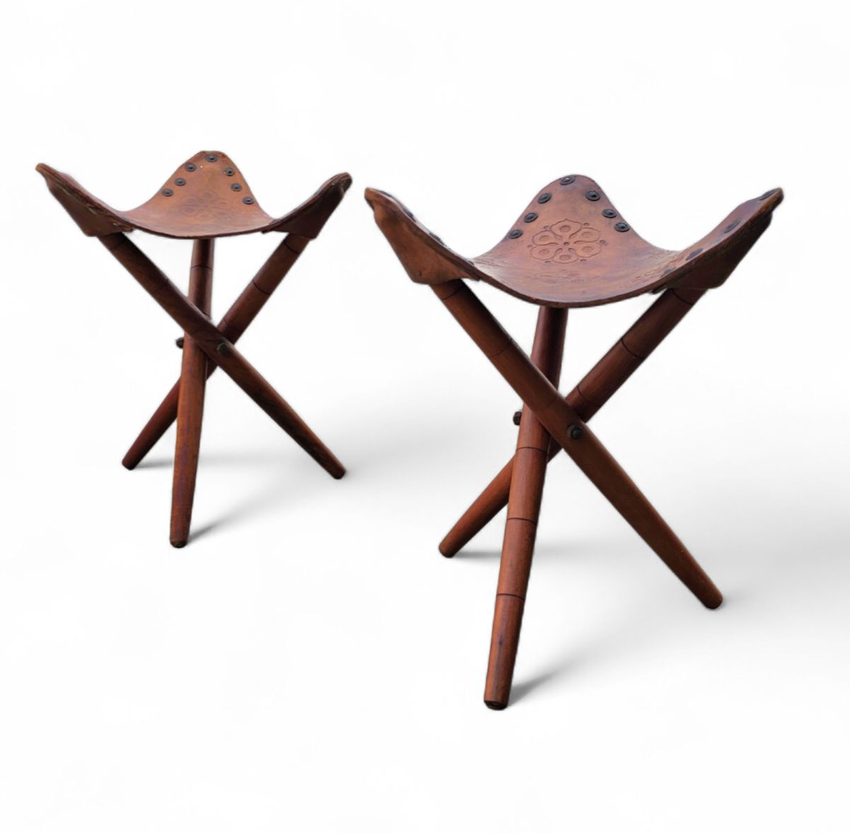 2 X Matching Vintage Tooled Leather Tripod Chair / Camp Chair /