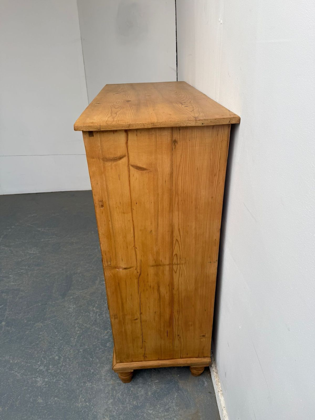A Superb Tall & Narrow Waxed Georgian Pine 5 Drawer Chest Of Drawers photo furniture