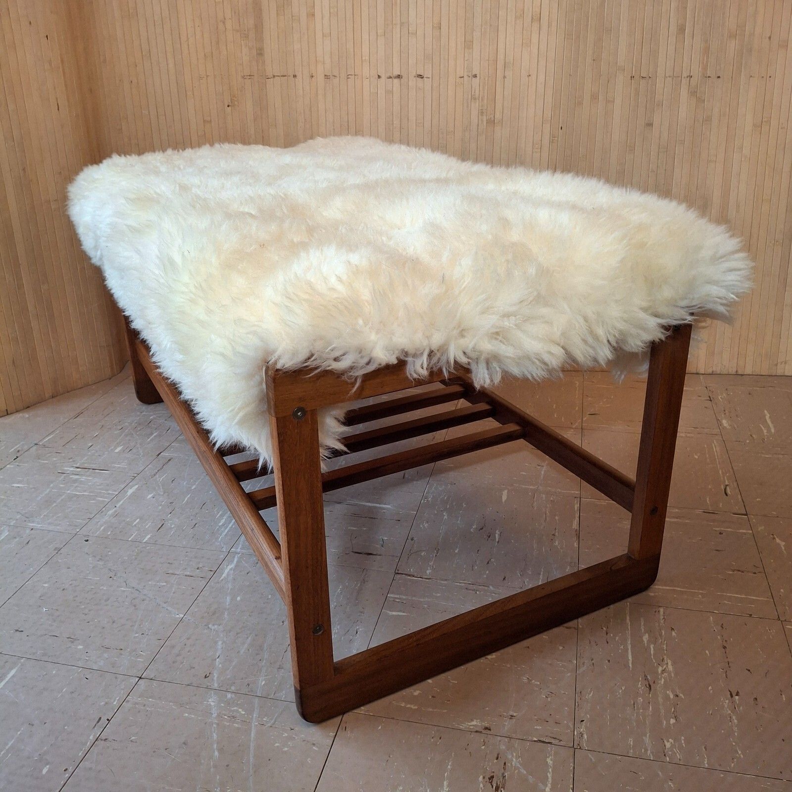 Fab Vintage Retro Bench Seat Boot Room Hall Gym Shoe Rack Teak Cream Sheepskin photo vintage
