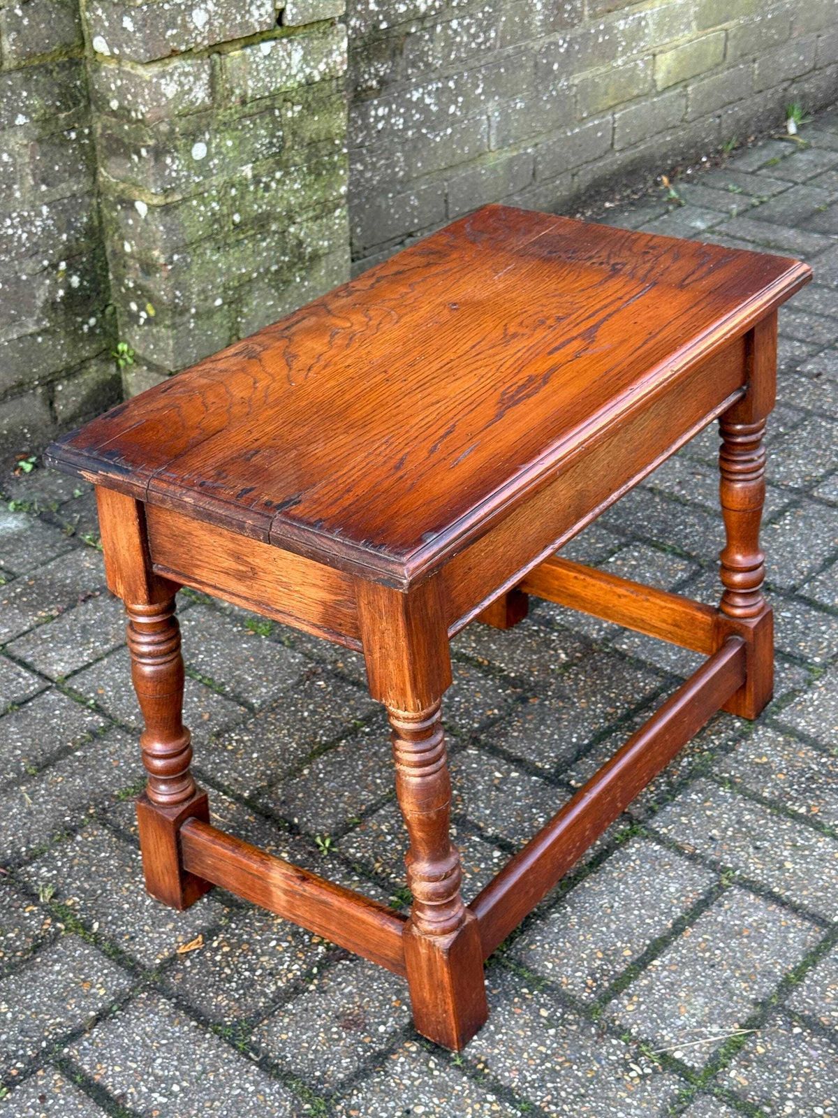 Quality Vintage Solid Wood Side Table English Traditional Occasional Table C1950s (59cm W X 47cm H) photo 135.0