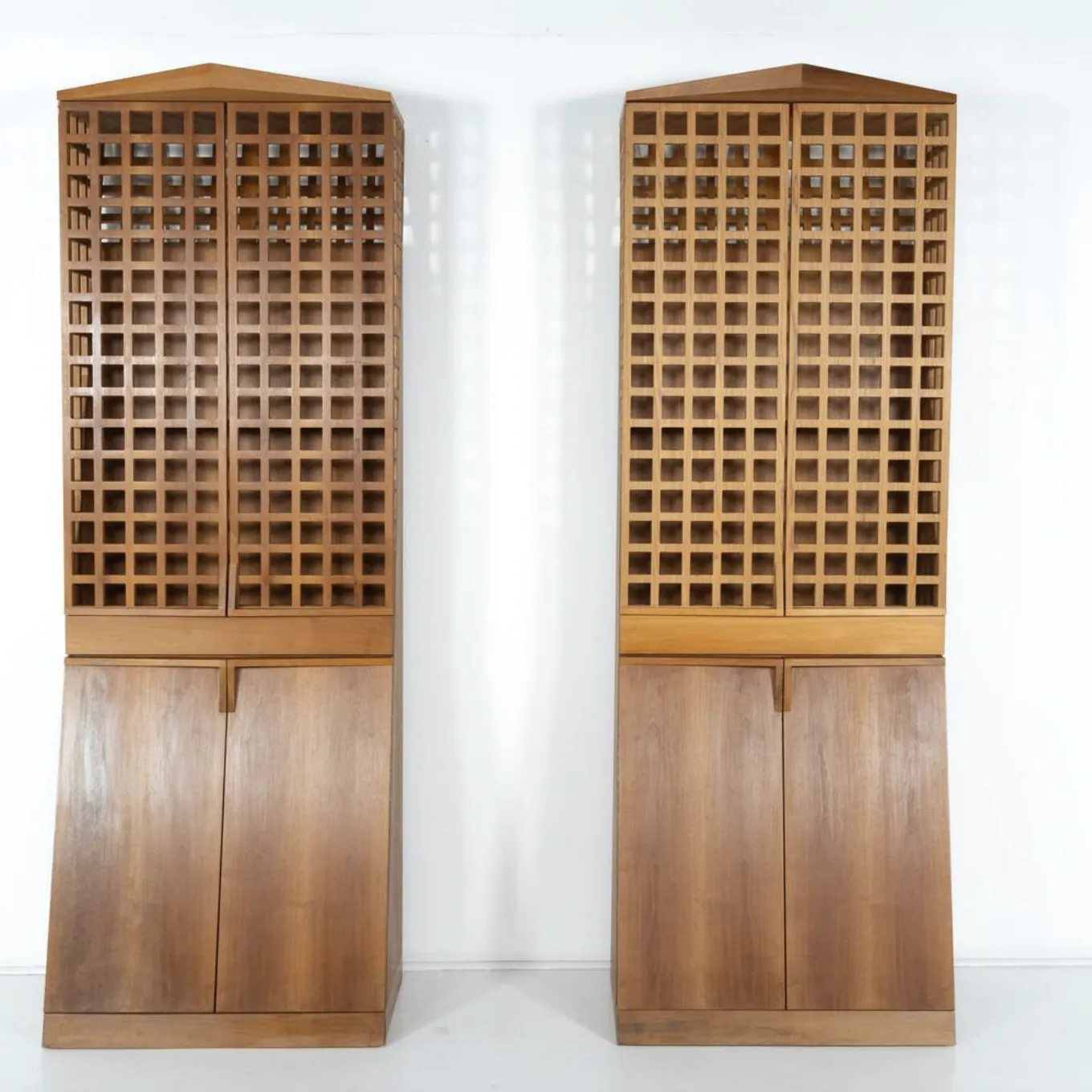 5600.0 Mid Century Bookcase By Adriano & Paolo Suman, Giorgetti, 1980s – 2 Available photo