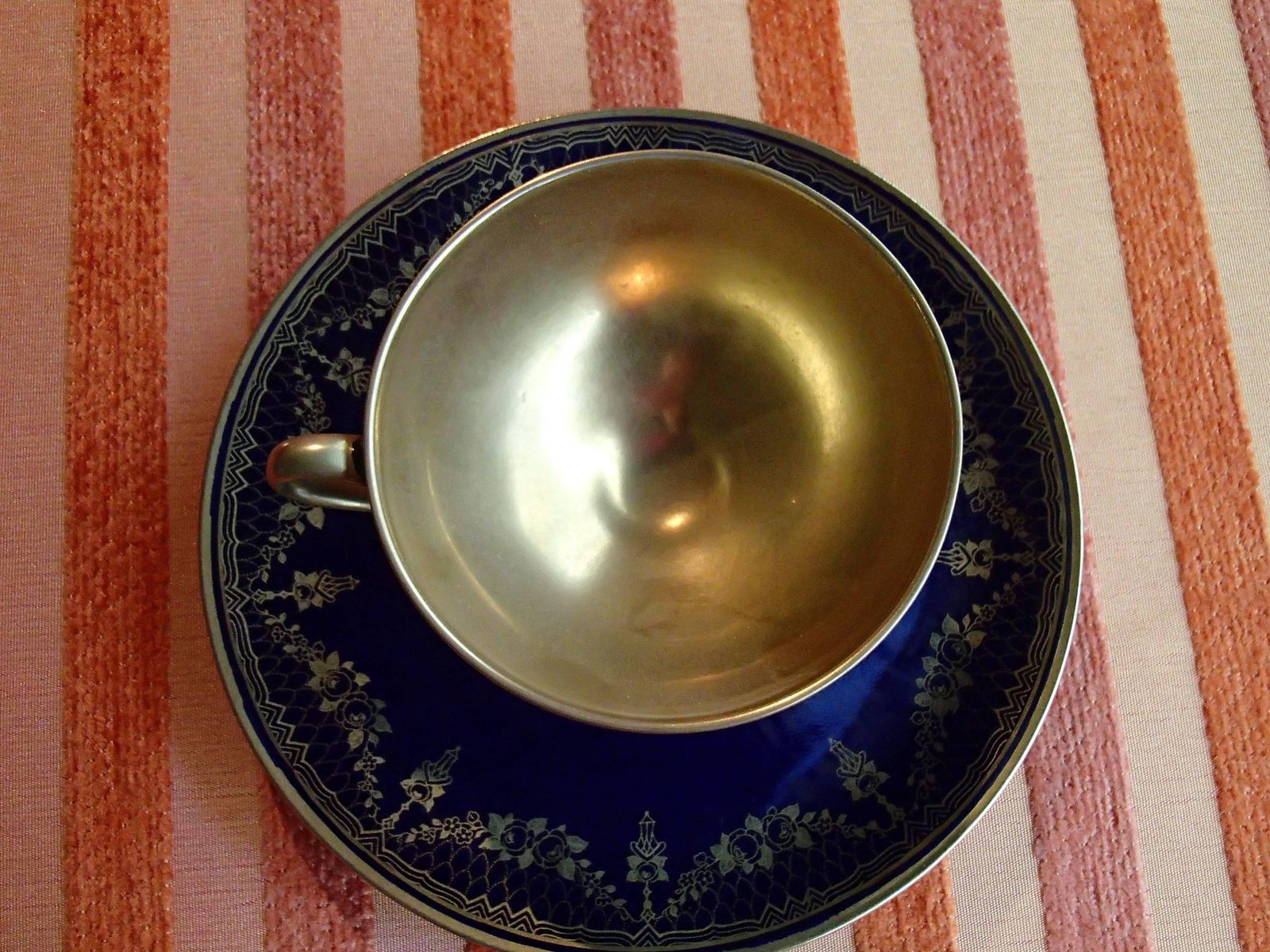 20th Century Bavaria Jaegers Coffee Cup Cobalt Blue/Gold photo vintage
