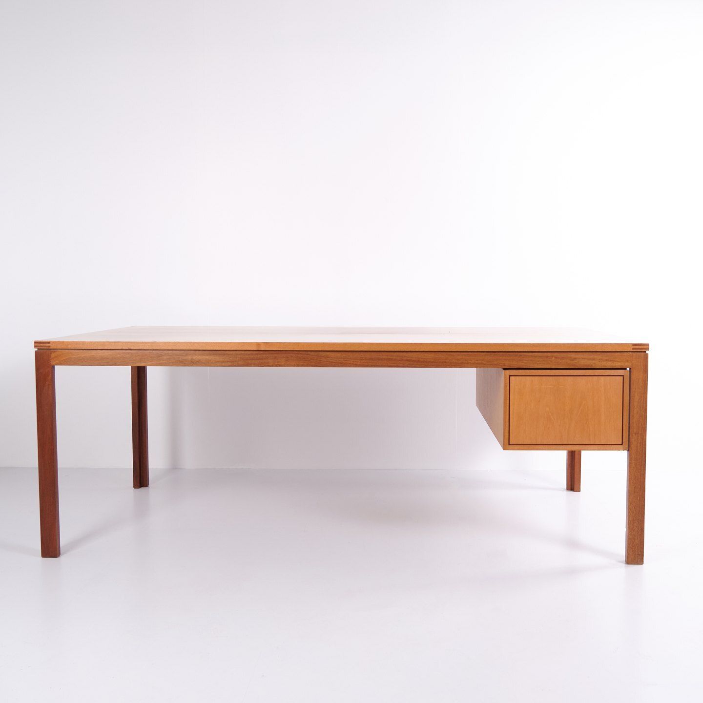 Desk Sm 76 – Christian Hvidt & Orla Mølgaard – Søborg Furniture Factory – Mahogany – 1976 photo for sale