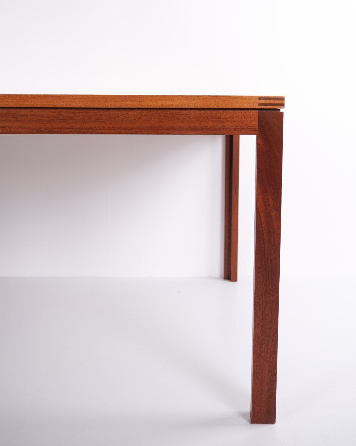 photo furniture Desk Sm 76 – Christian Hvidt & Orla Mølgaard – Søborg Furniture Factory – Mahogany – 1976