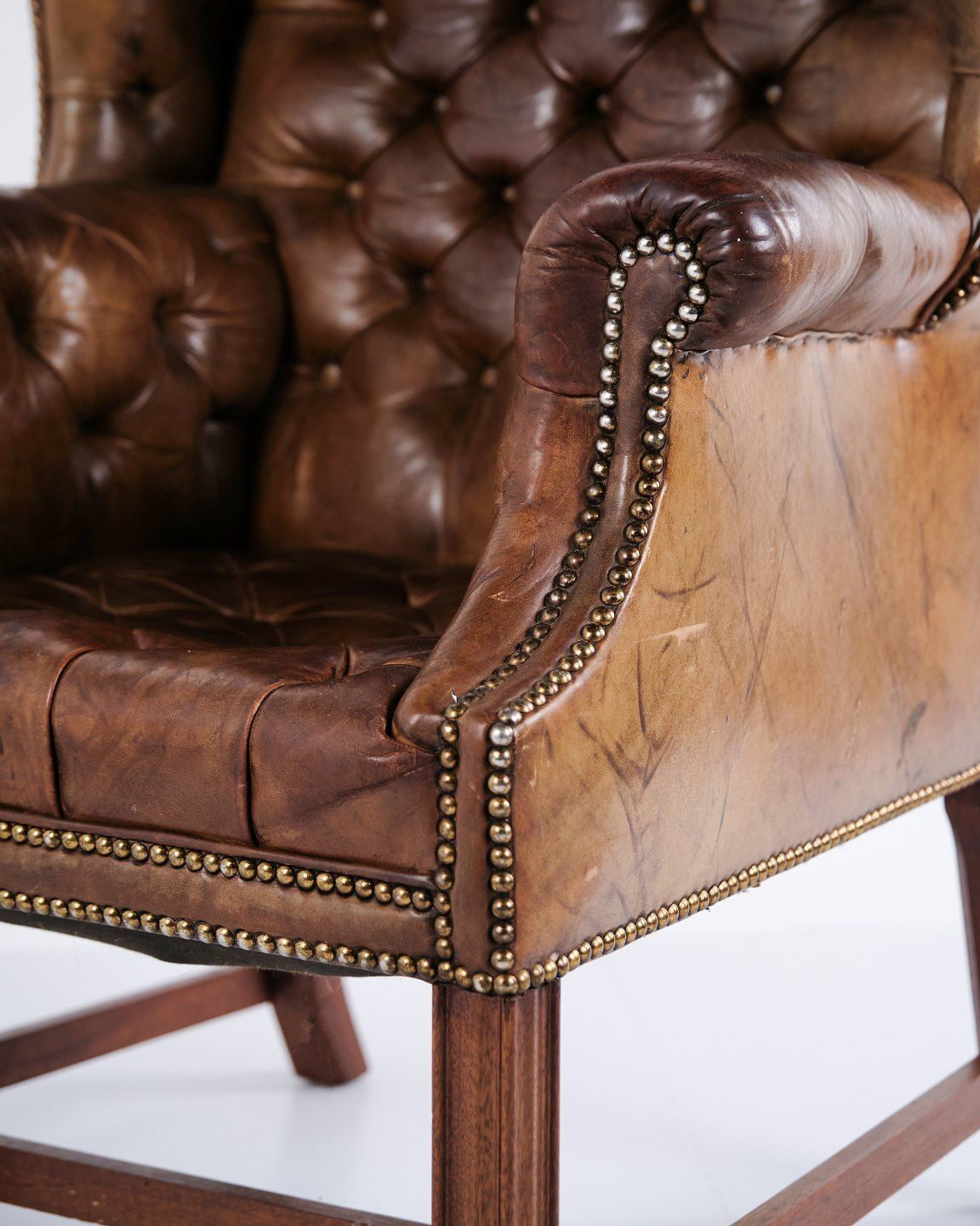 Wingback Armchair – Brown Original Leather  – George III Style – Circa 1910 photo vintage