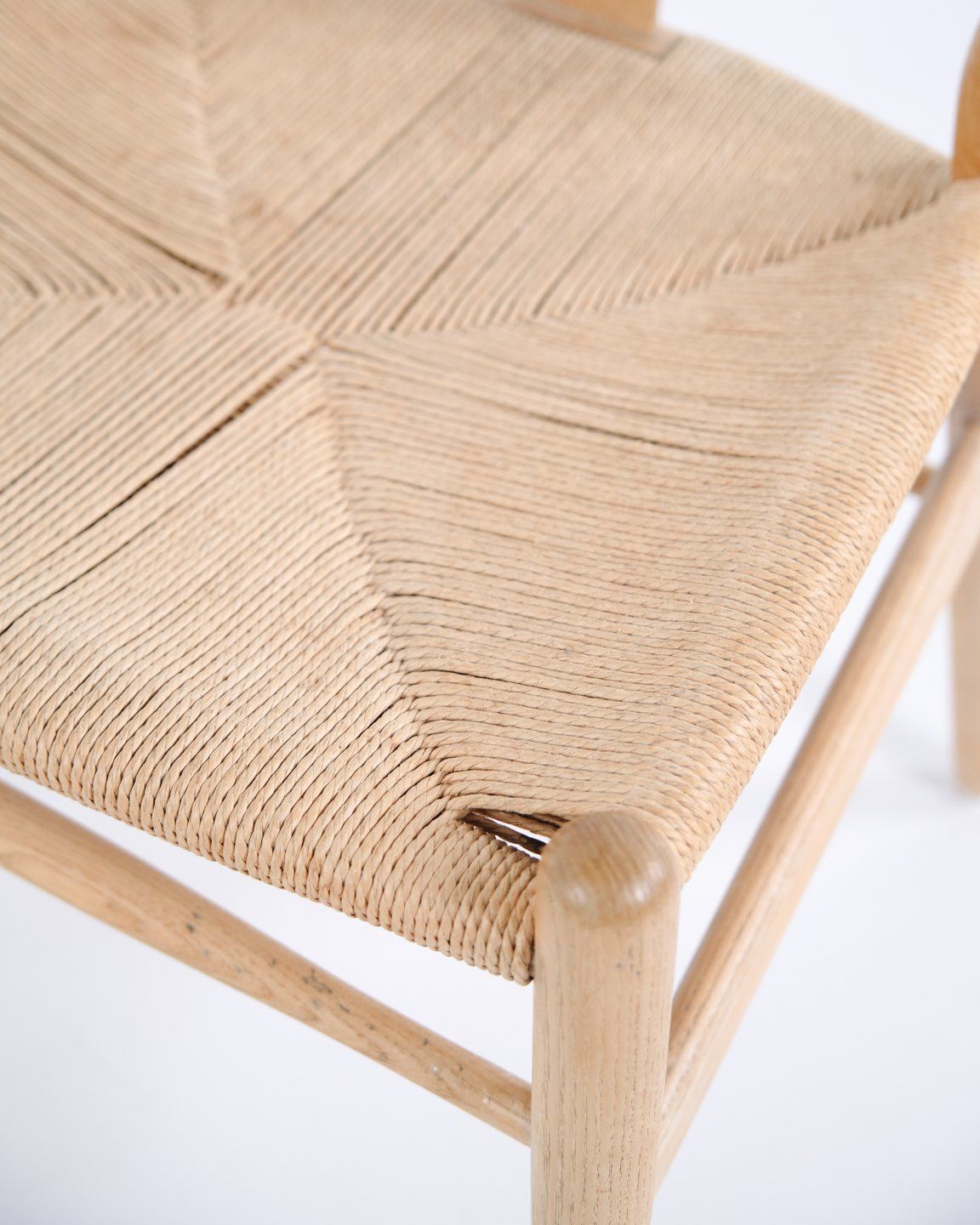 Set Of Wishbone Chairs   Model Ch24   Oak & Natural Wicker   Hans J. Wegner   Carl Hansen & Son   1960s photo vinterior