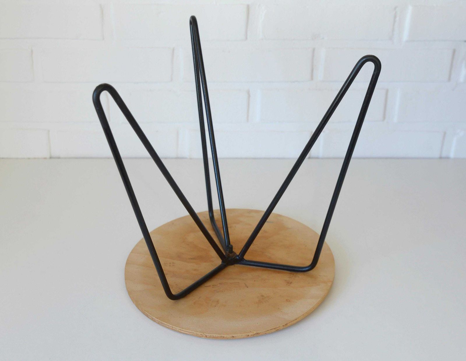 Vintage Hairpin Stool / Diy / Foot Stool Base / Wood And Metal Stand / Made In Yugoslavia 70's photo 160.0