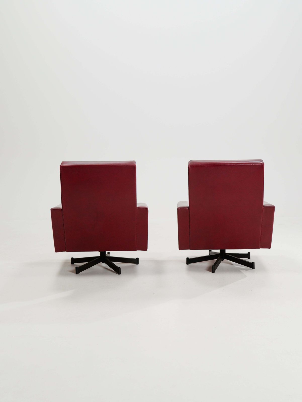 Pair Of Vintage Lounge Armchairs Red Skai Rockabilly Chairs, 50s photo Furniture