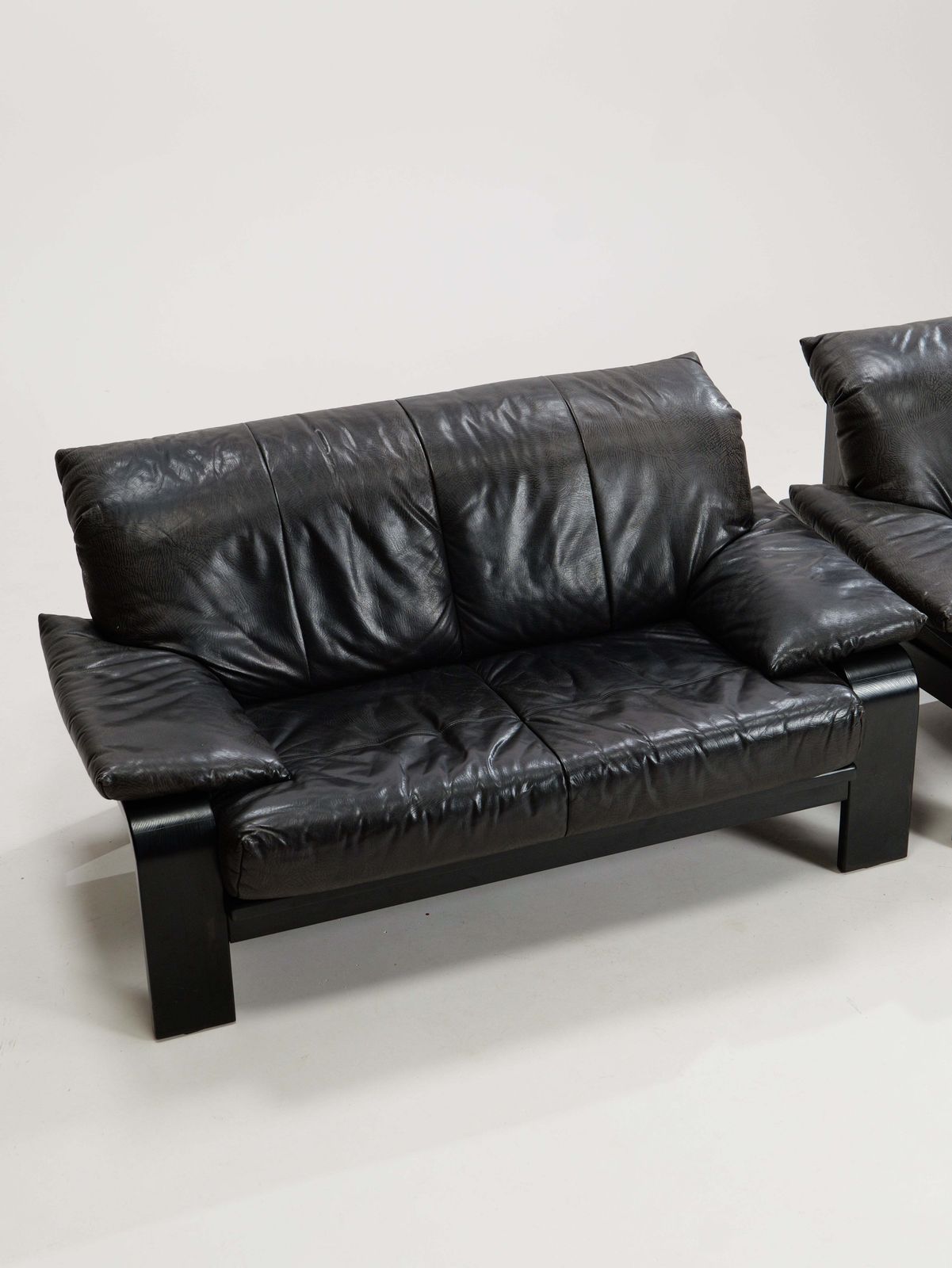 Postmodern German Brutalist Lounge Sofa By Rolf Benz For Musterring, 1990s, Set Of 2 photo vinterior