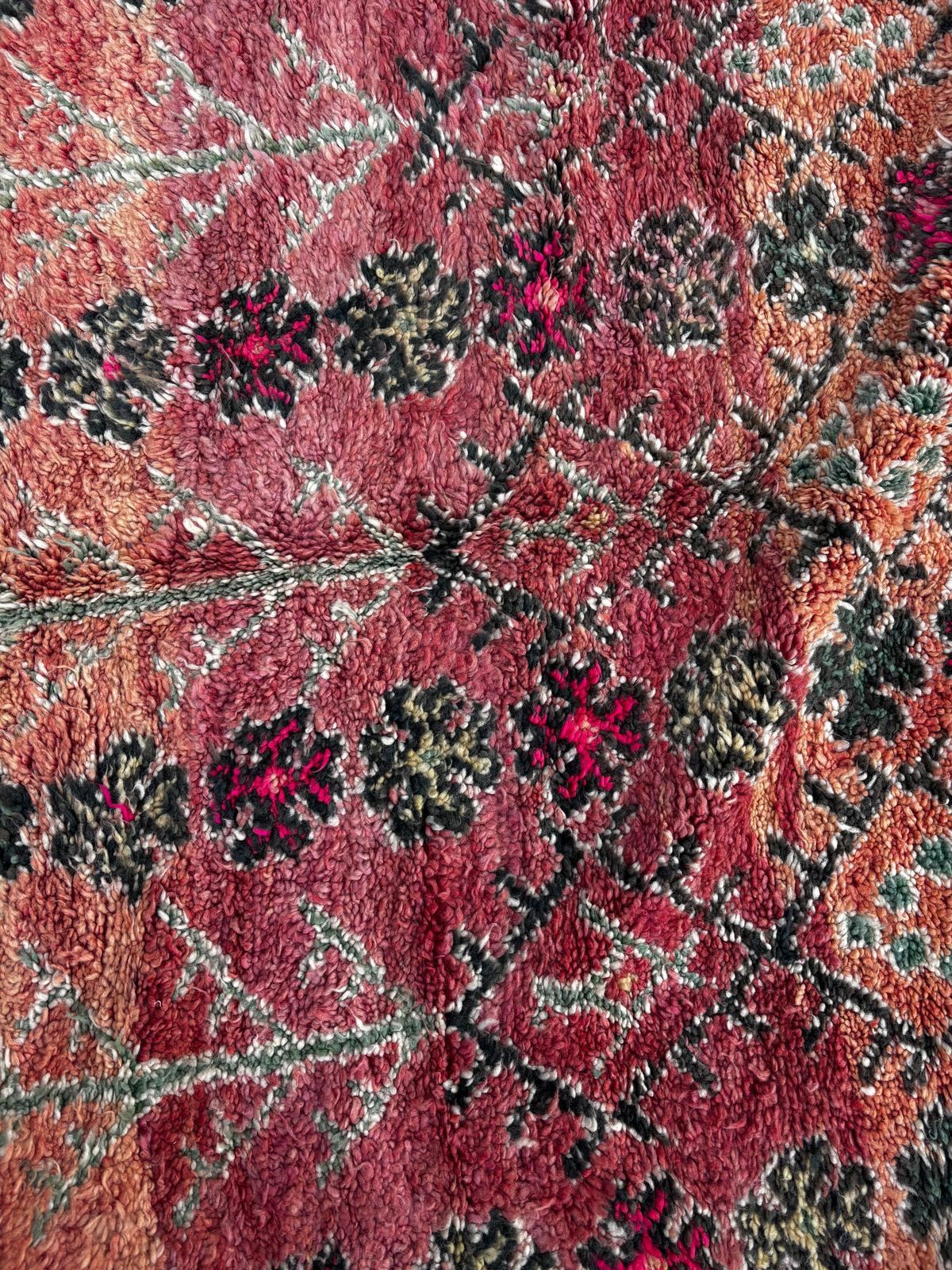 photo furniture Boho Chic Moroccan Boujad Wool Rug 200x350 Cm  Handwoven Berber Carpet   Authentic Tribal Design