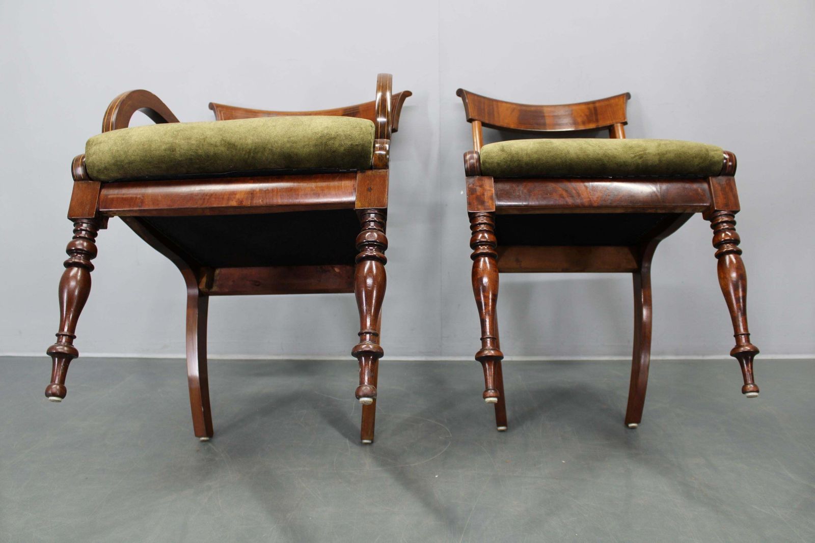 photo vinterior French Art Deco Walnut Dining Chair Set With Armchairs, France 1930s