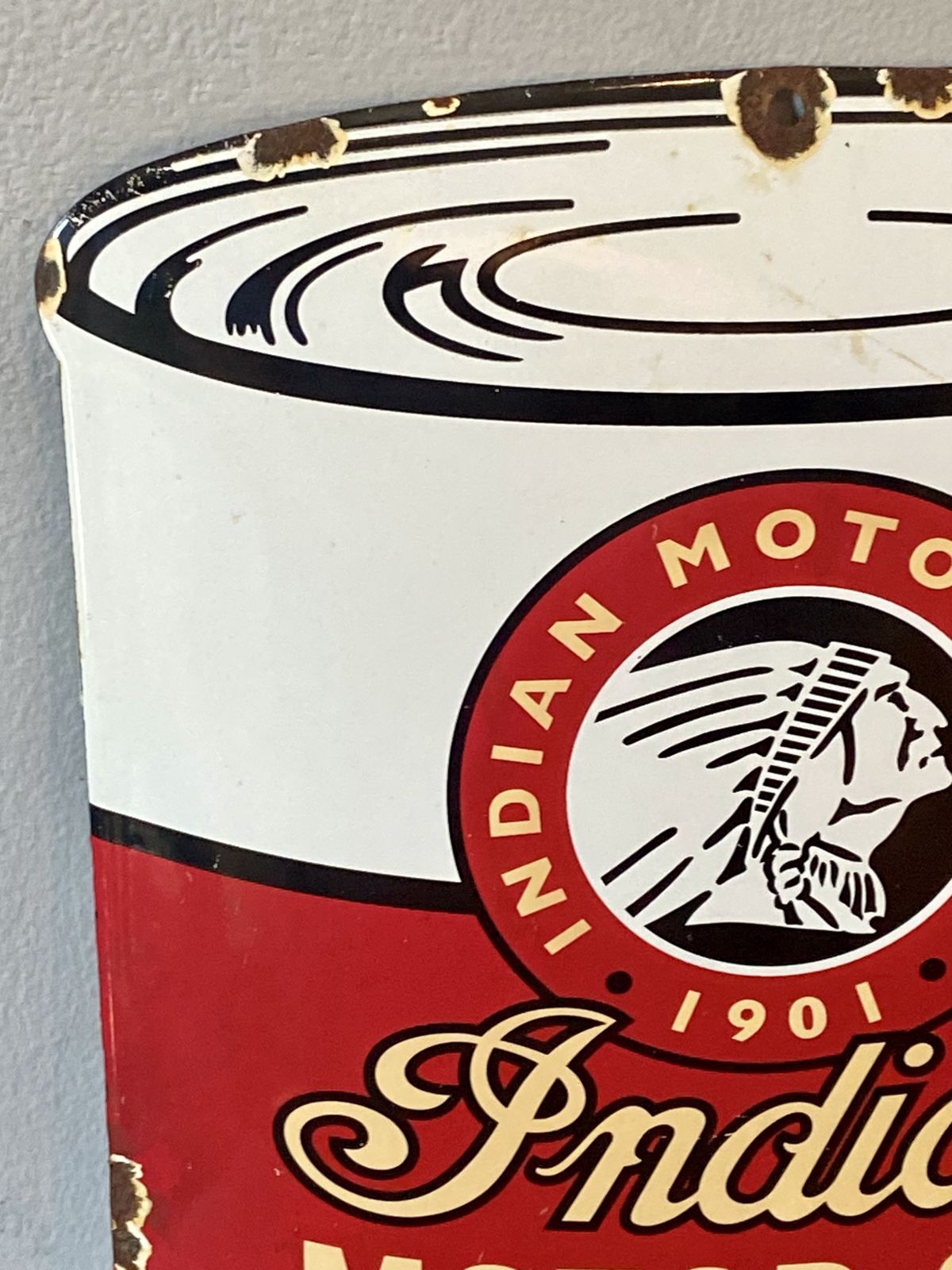 225.0 Rare Indian Motorcycle Oil Can Advertising Sign Enamel Motorbike Dealer Dealership Metal Sign Scout Indian Chief Indian Bobber Springfield photo