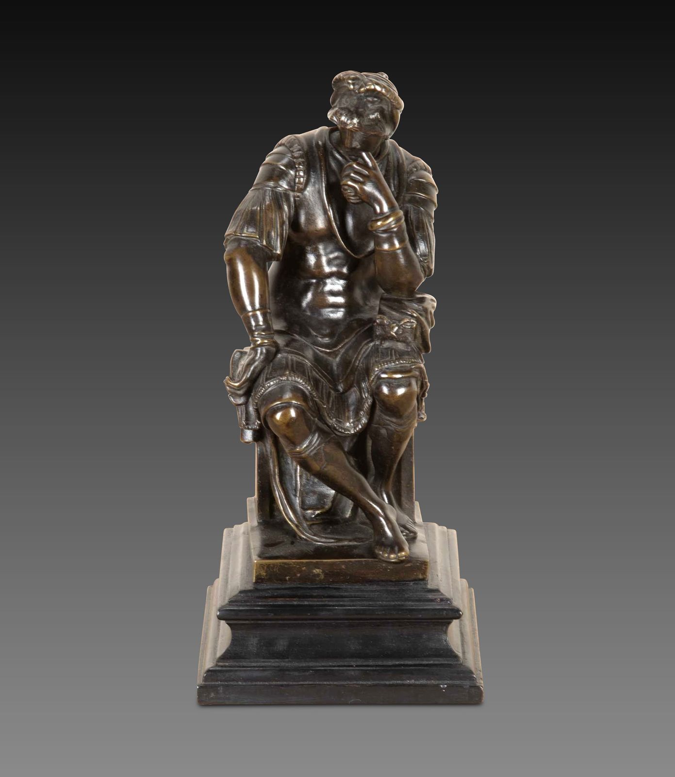 19th Century French Bronze Figure Of The Seated Lorenzo De Medici photo furniture