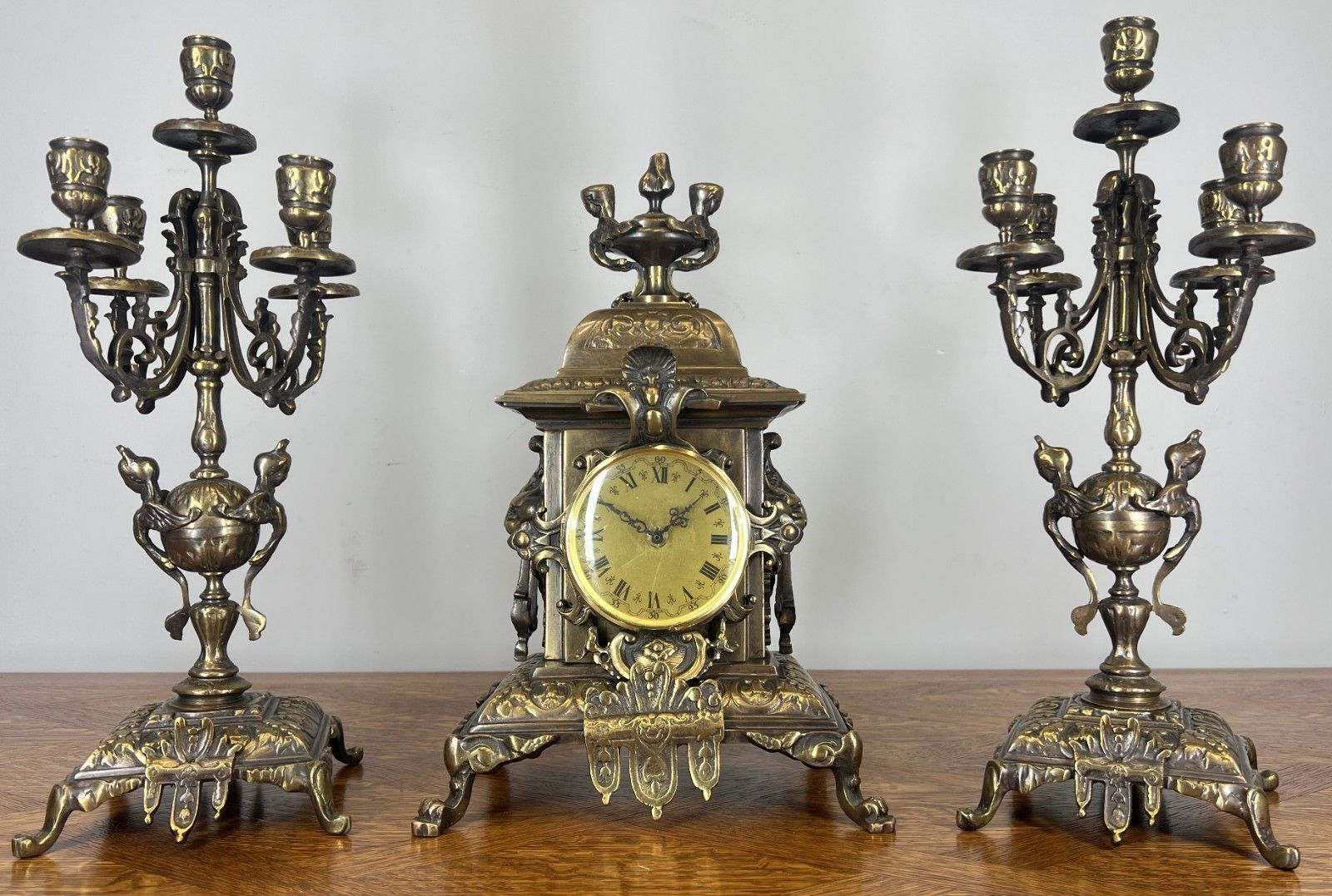 Clock Vintage French Style Mantel Clock Garniture With Candelabras Lot 4649
