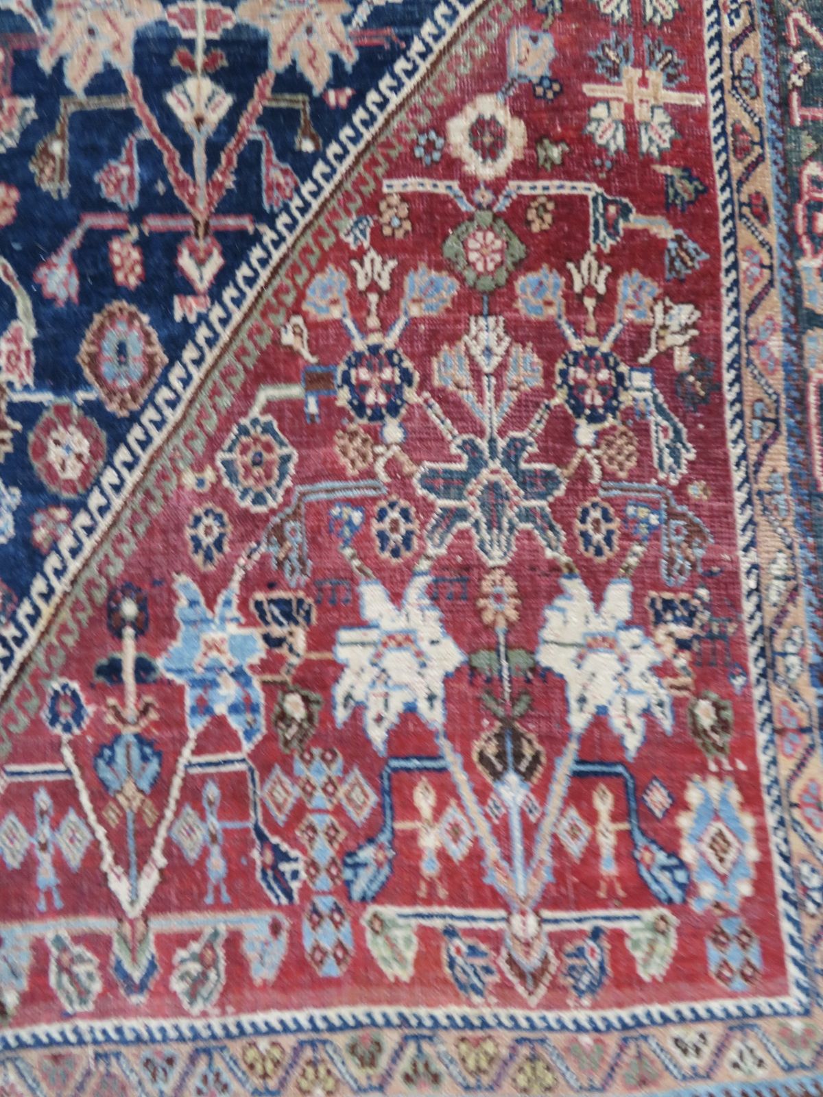 photo buy Unusual Qashqai Kashkuli Rug. 201cm X 145cm