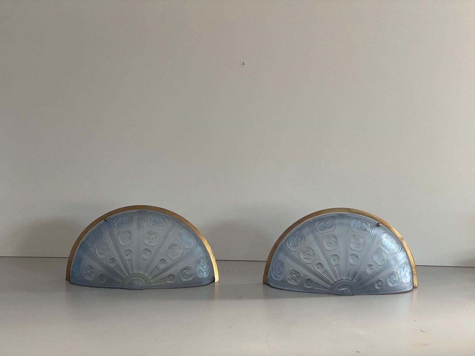 Blue French Glass And Brass Frame Pair Of Sconces, 1950s, France photo vinterior
