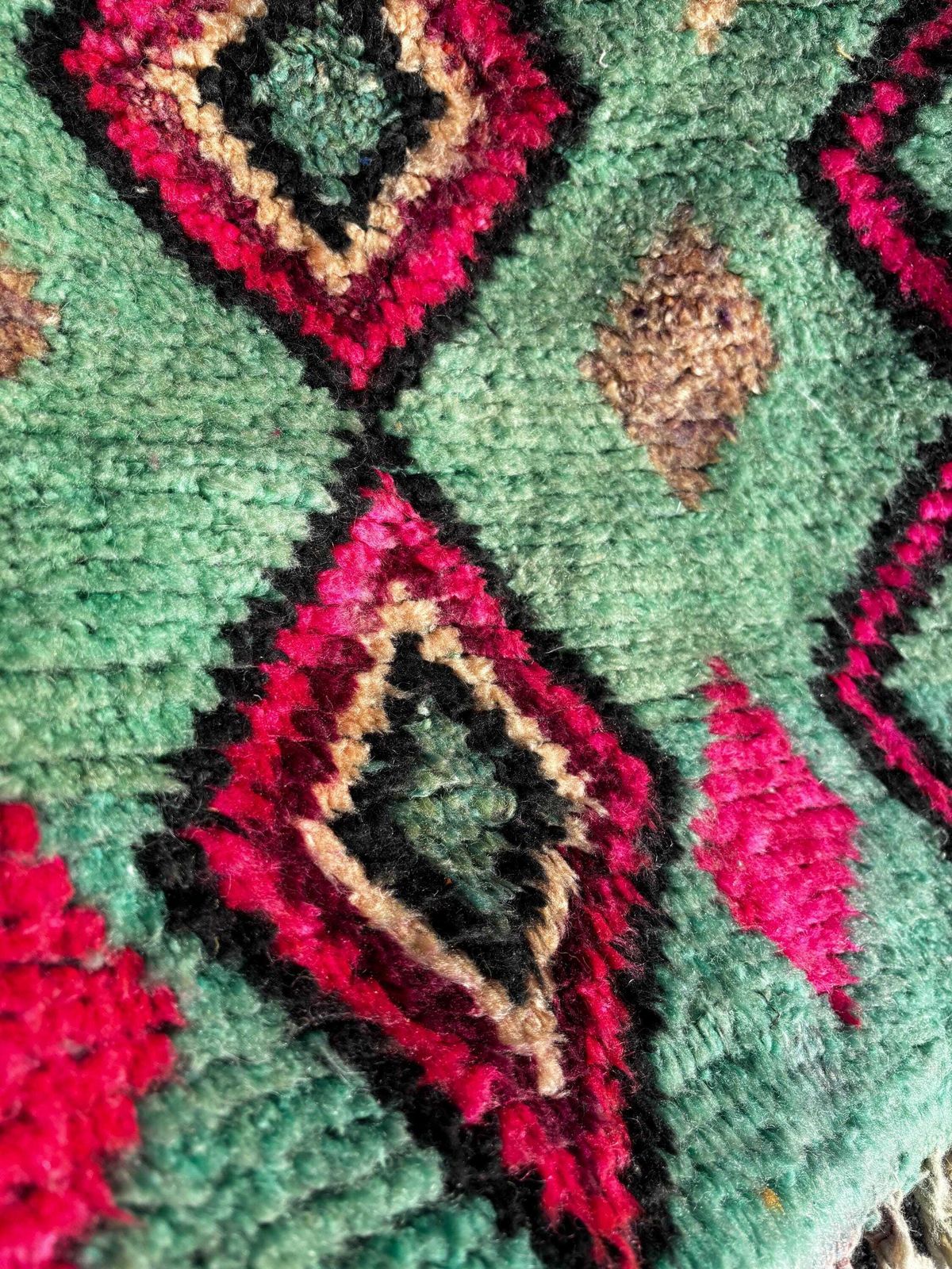 Boujad Runner Rug – 75x370 Cm Moroccan Pastel Wool Hallway Carpet – Handmade Vintage Style Berber Rug – Pink & Mint Geometric Tribal Design photo vinterior