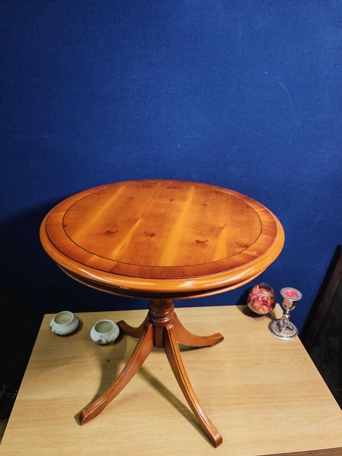Vintage Mahogany Veneer Circular Bradley Side Table (Likely 80s) With High Sheen   54cm Diameter   54.5cm Tall photo furniture