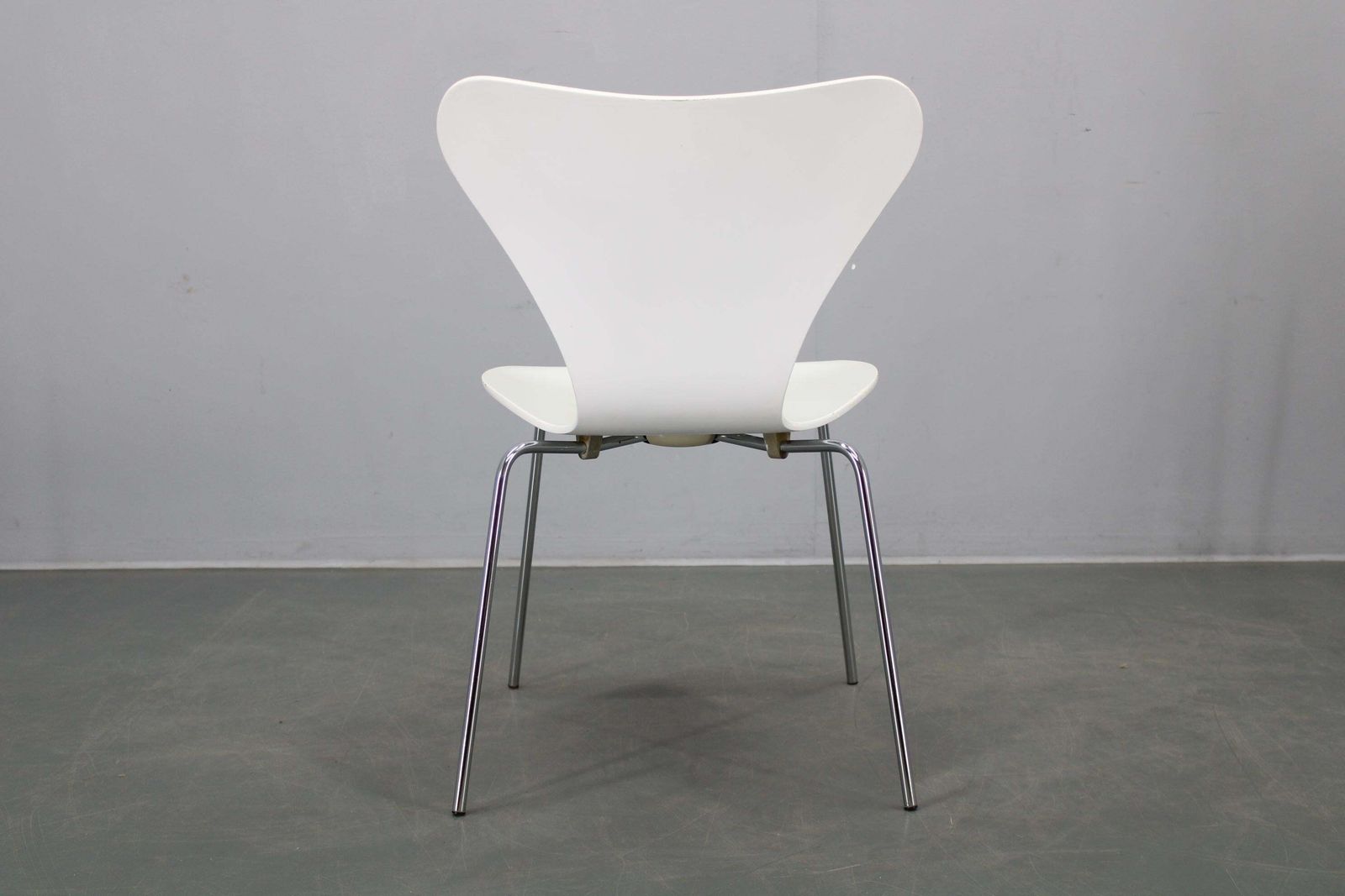Pair Of Series 7 Chairs By Fritz Hansen, Denmark, 1970s photo vinterior
