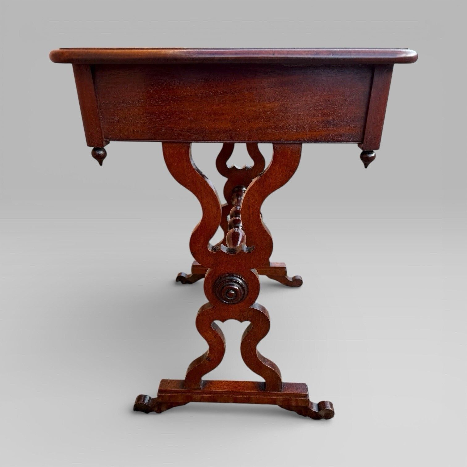 350.0 Antique Victorian Mahogany Centre Table / Occasional Table With 2 Drawers photo