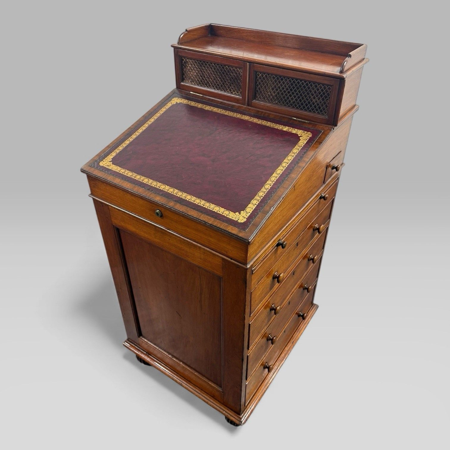 Antique Mahogany Davenport Desk By Gillows Of Lancaster