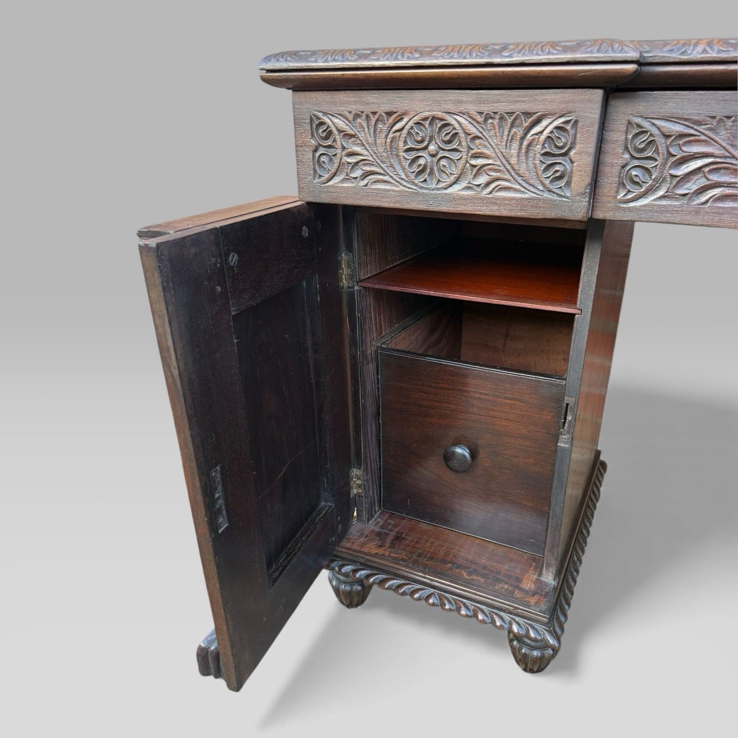 Antique Regency/William IV Anglo Indian Padouk Carved Sideboard Or Desk photo vintage