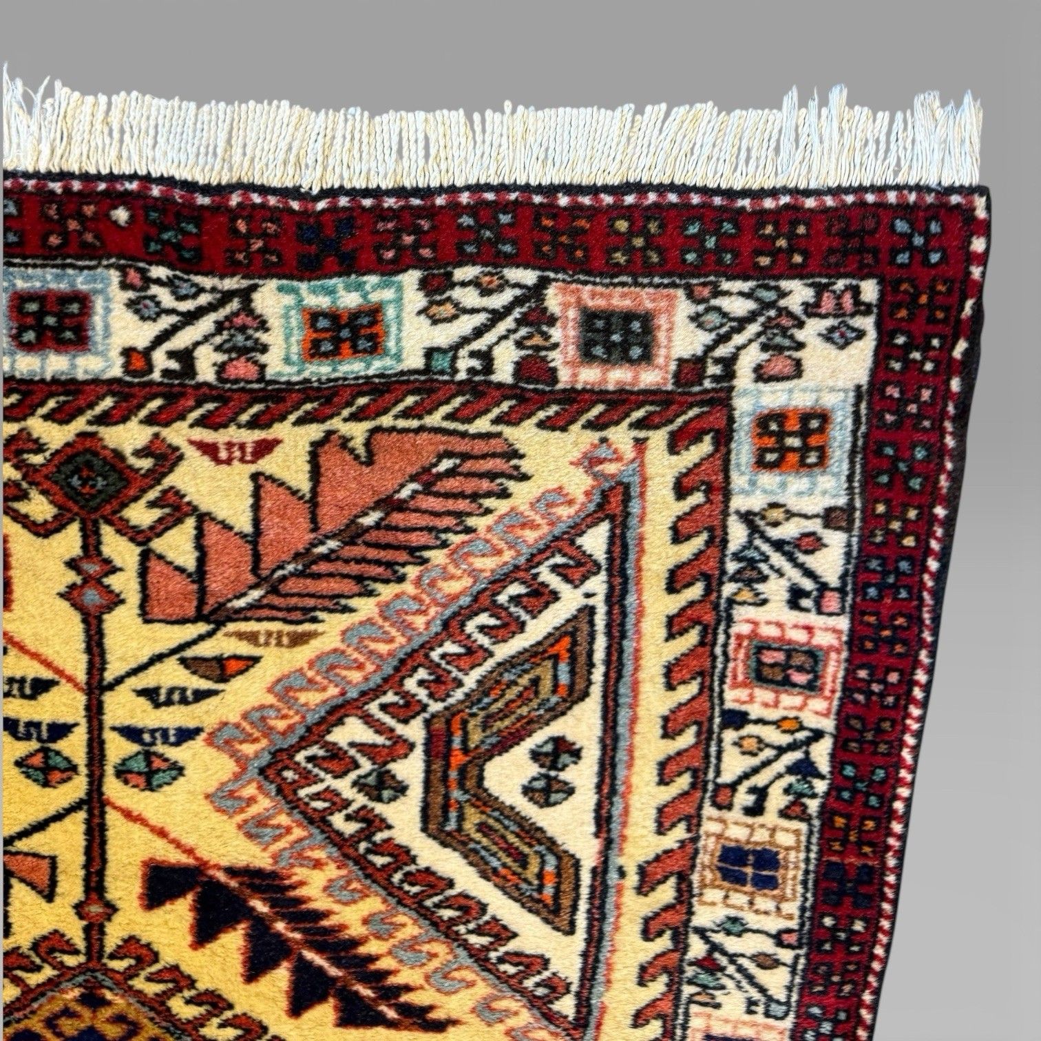 Textiles Vintage Middle Eastern Sarab Wool Runner Rug Red & Yellow Geometric 298x85 photo
