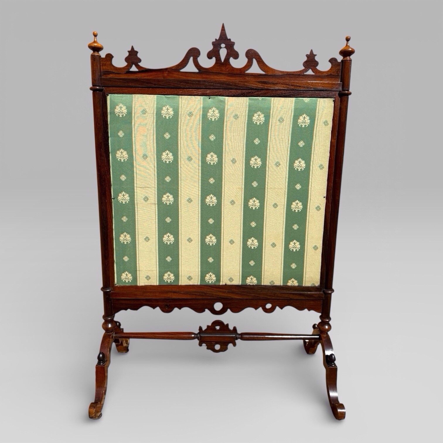 photo vinterior Antique English Victorian Rosewood & Needlework Cheval Fire Screen