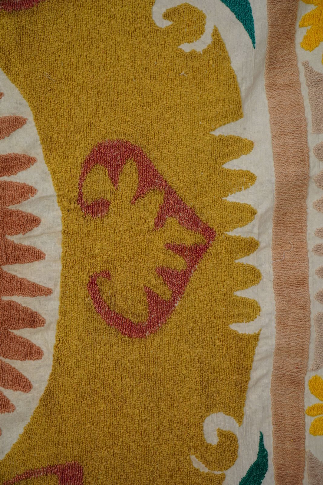 Artisan Suzani Table Cover, Vintage Uzbek Textile In Warm Tones 4'1'' X 4'5'' photo Textiles